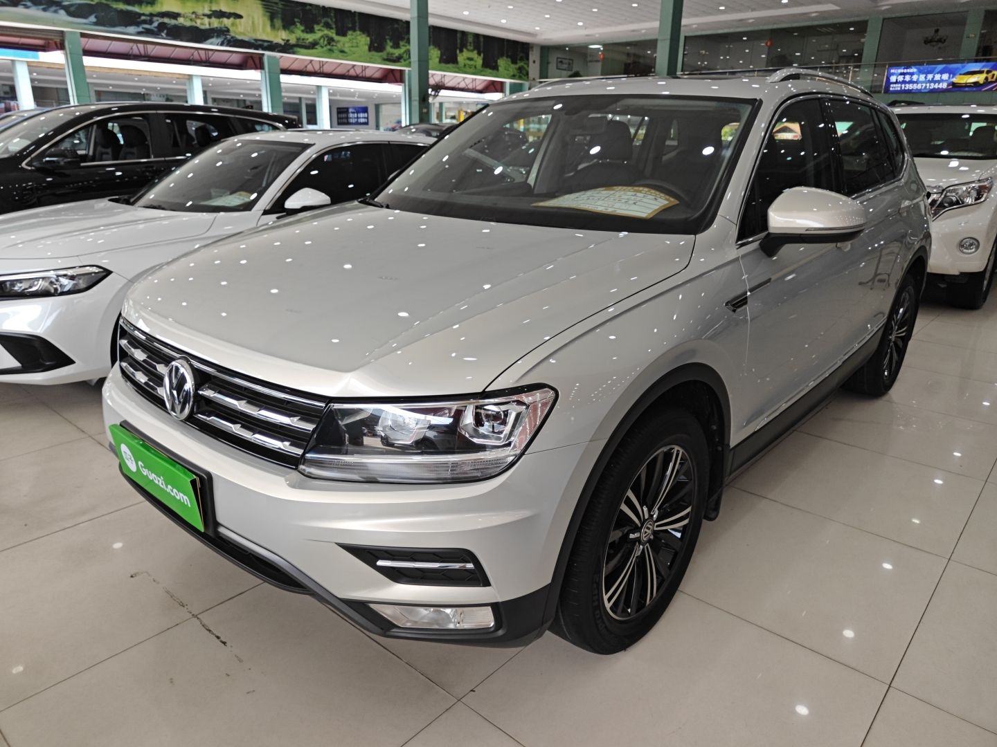 大众 途观L 2019款 改款 330TSI 自动两驱全景舒适版 国VI