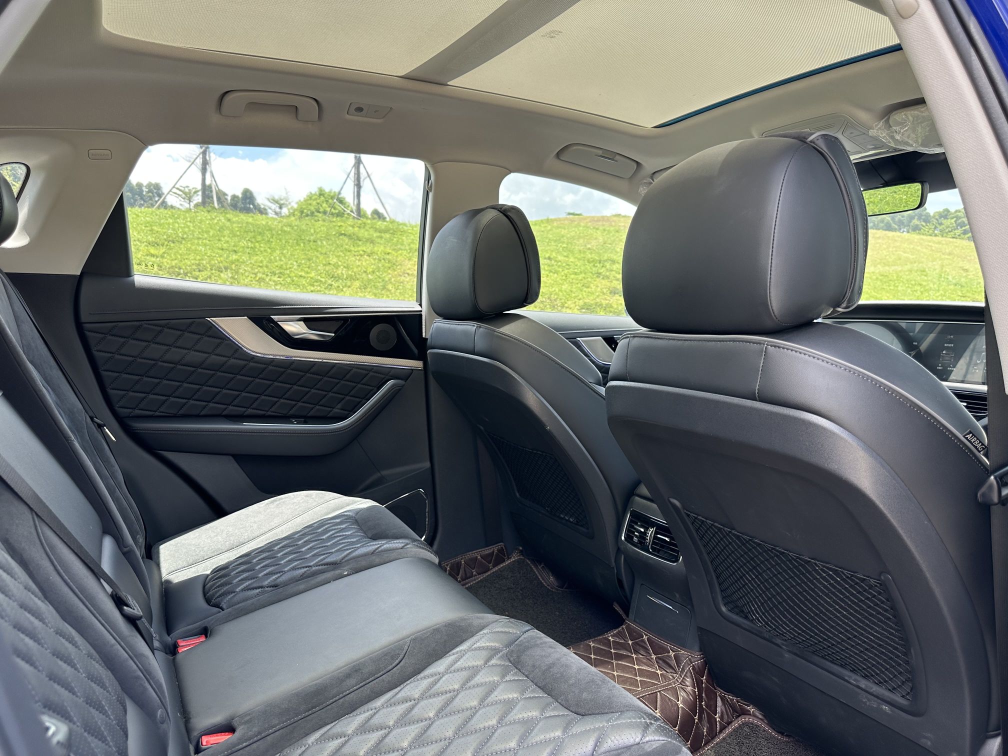 红旗HS5 2019款 2.0T 智联旗享版