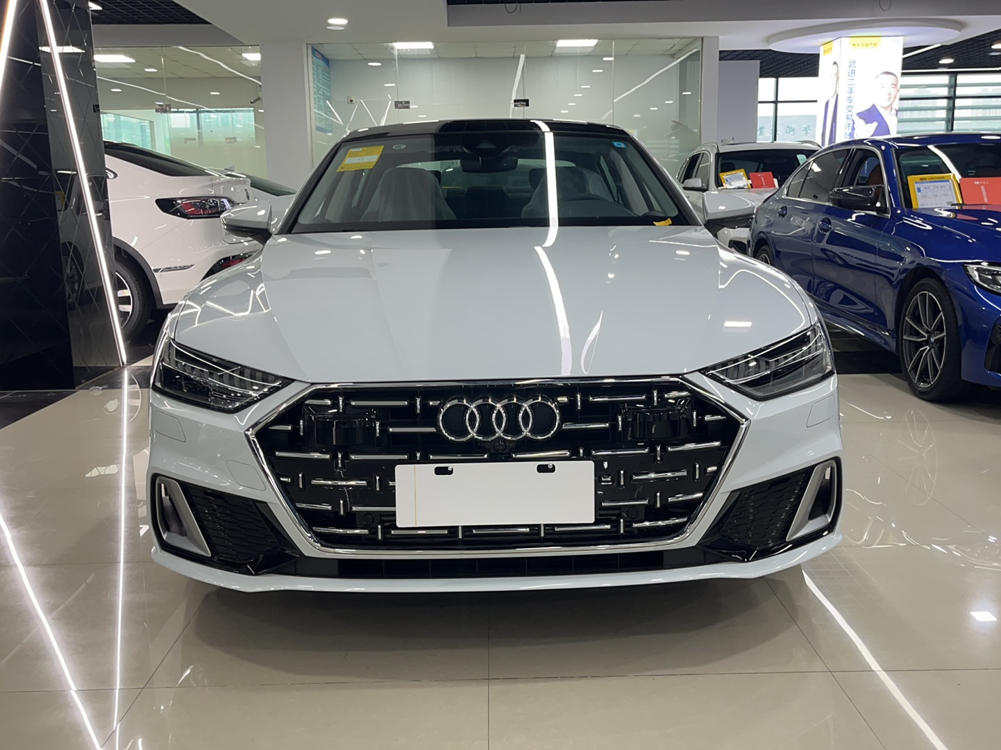 奥迪A7L 2022款 45 TFSI S-line 筑梦未来版