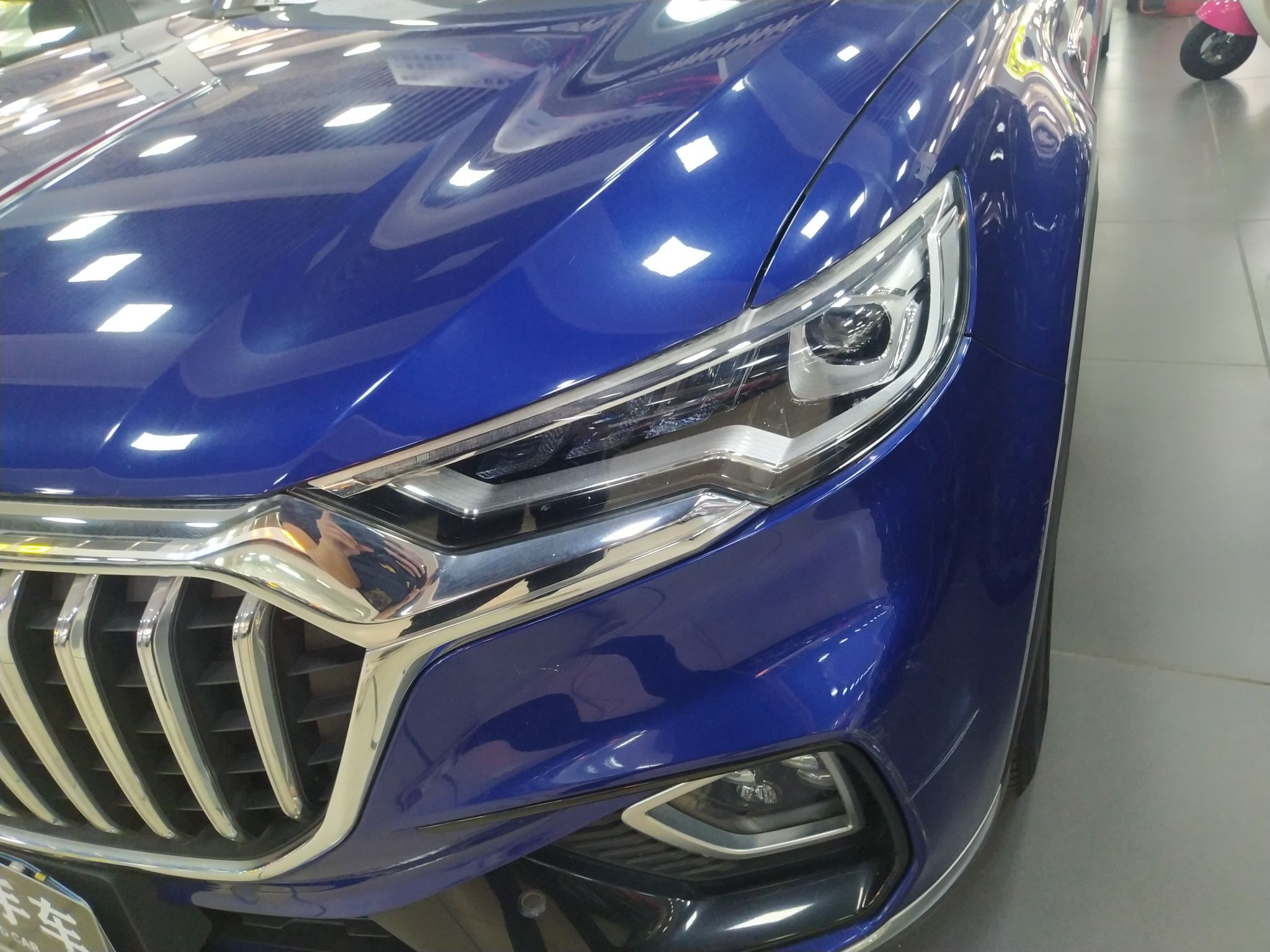 红旗HS5 2019款 2.0T 智联旗享版