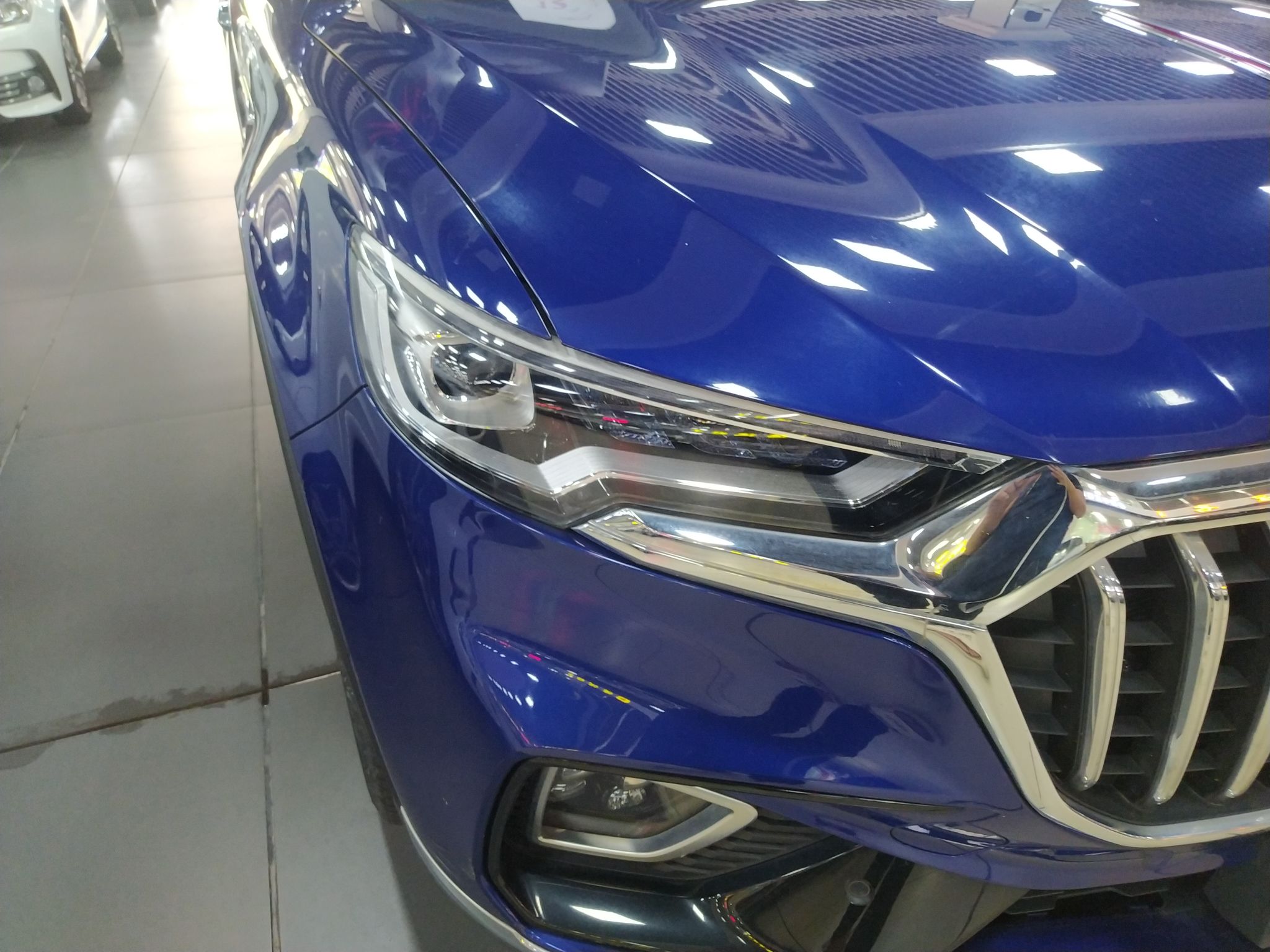 红旗HS5 2019款 2.0T 智联旗享版