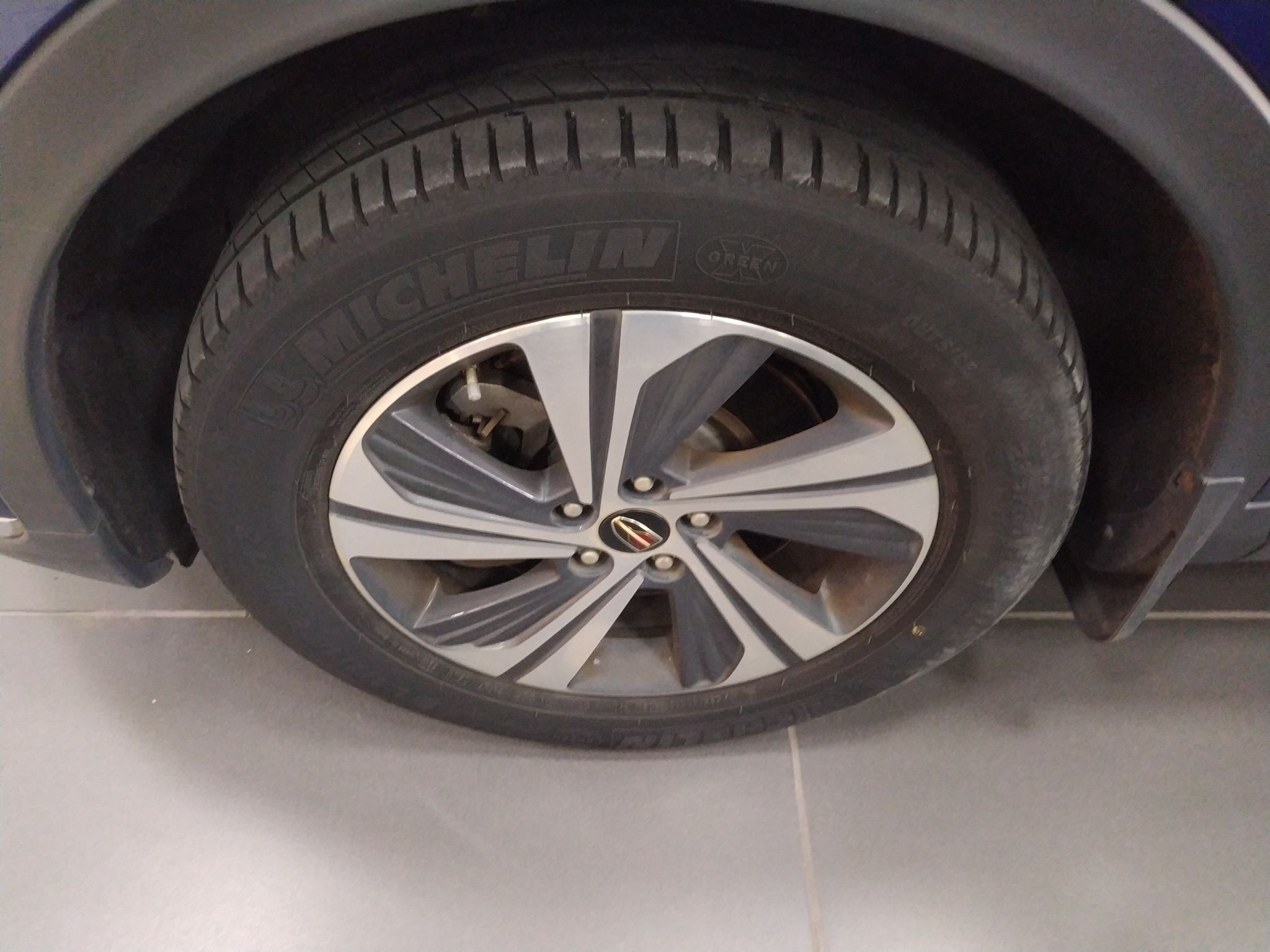 红旗HS5 2019款 2.0T 智联旗享版