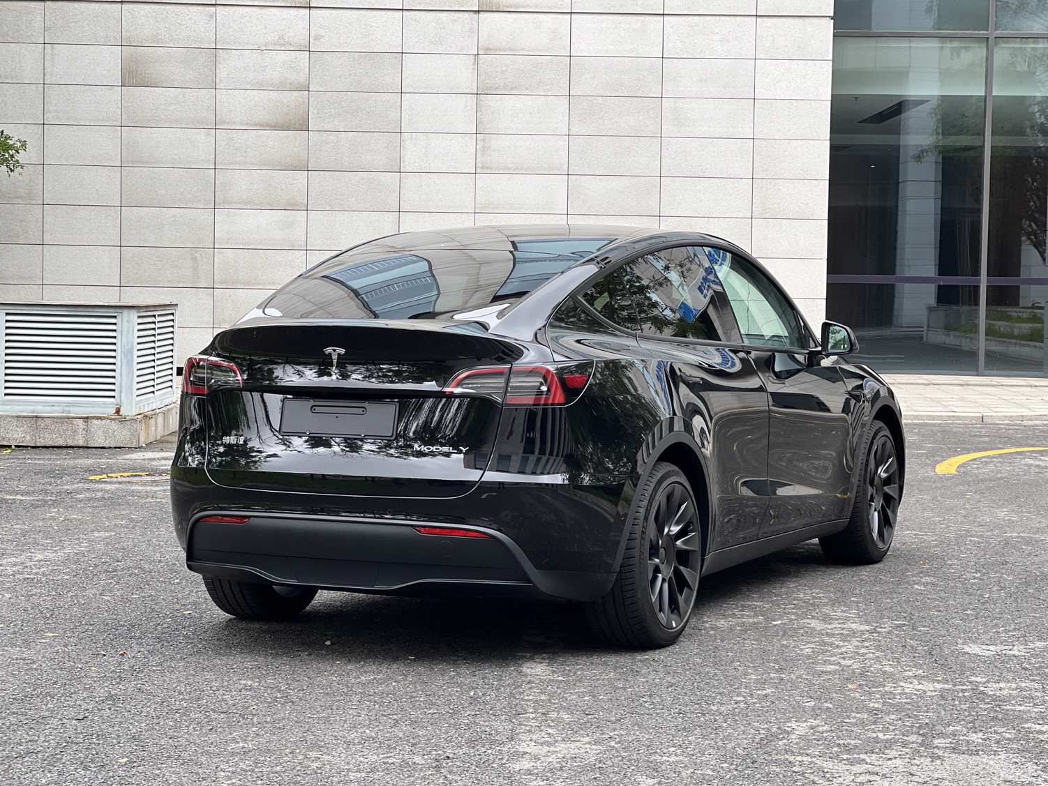 特斯拉 Model Y 2022款 后轮驱动版