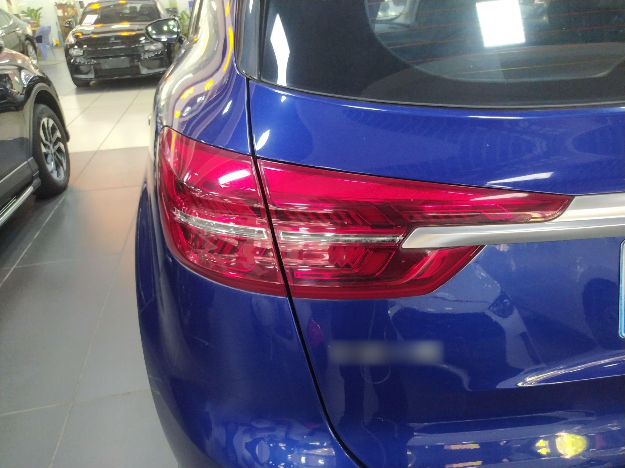 红旗HS5 2019款 2.0T 智联旗享版