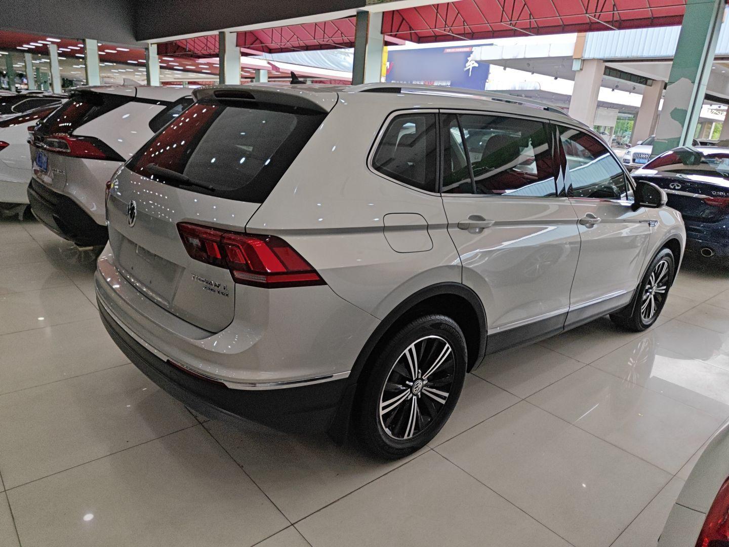 大众 途观L 2019款 改款 330TSI 自动两驱全景舒适版 国VI