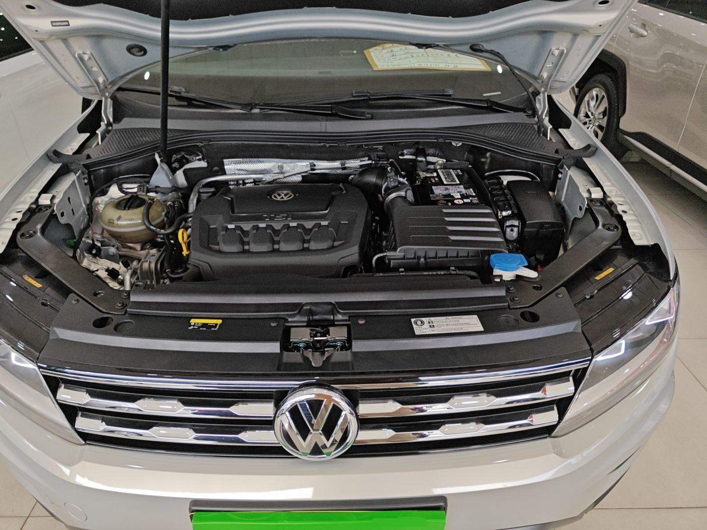 大众 途观L 2019款 改款 330TSI 自动两驱全景舒适版 国VI