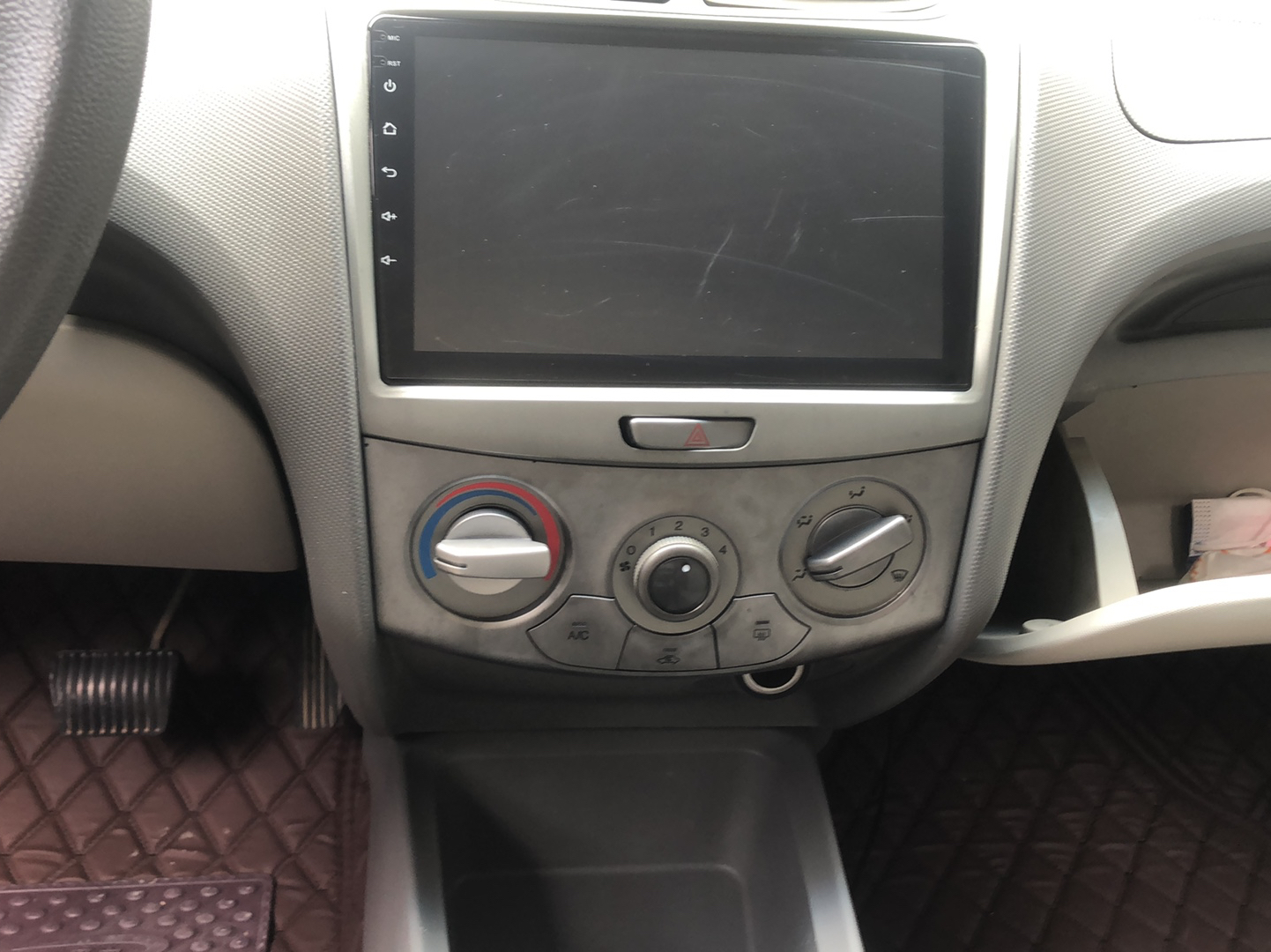 雪佛兰 赛欧 2010款 三厢 1.2L AMT理想版