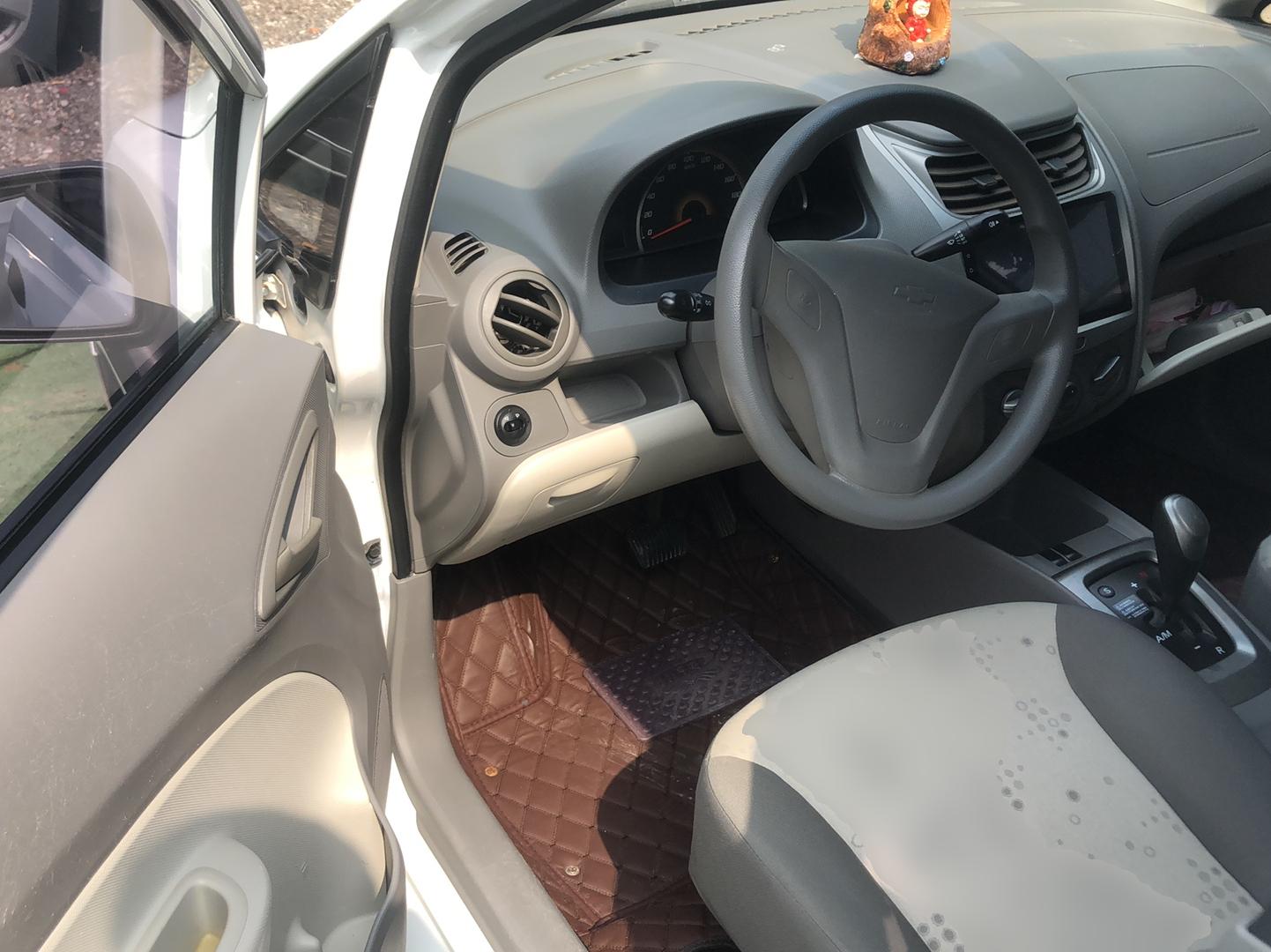 雪佛兰 赛欧 2010款 三厢 1.2L AMT理想版