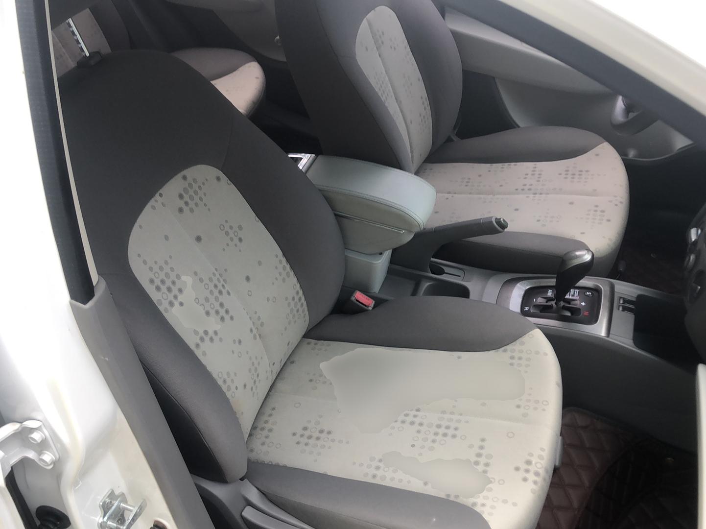 雪佛兰 赛欧 2010款 三厢 1.2L AMT理想版