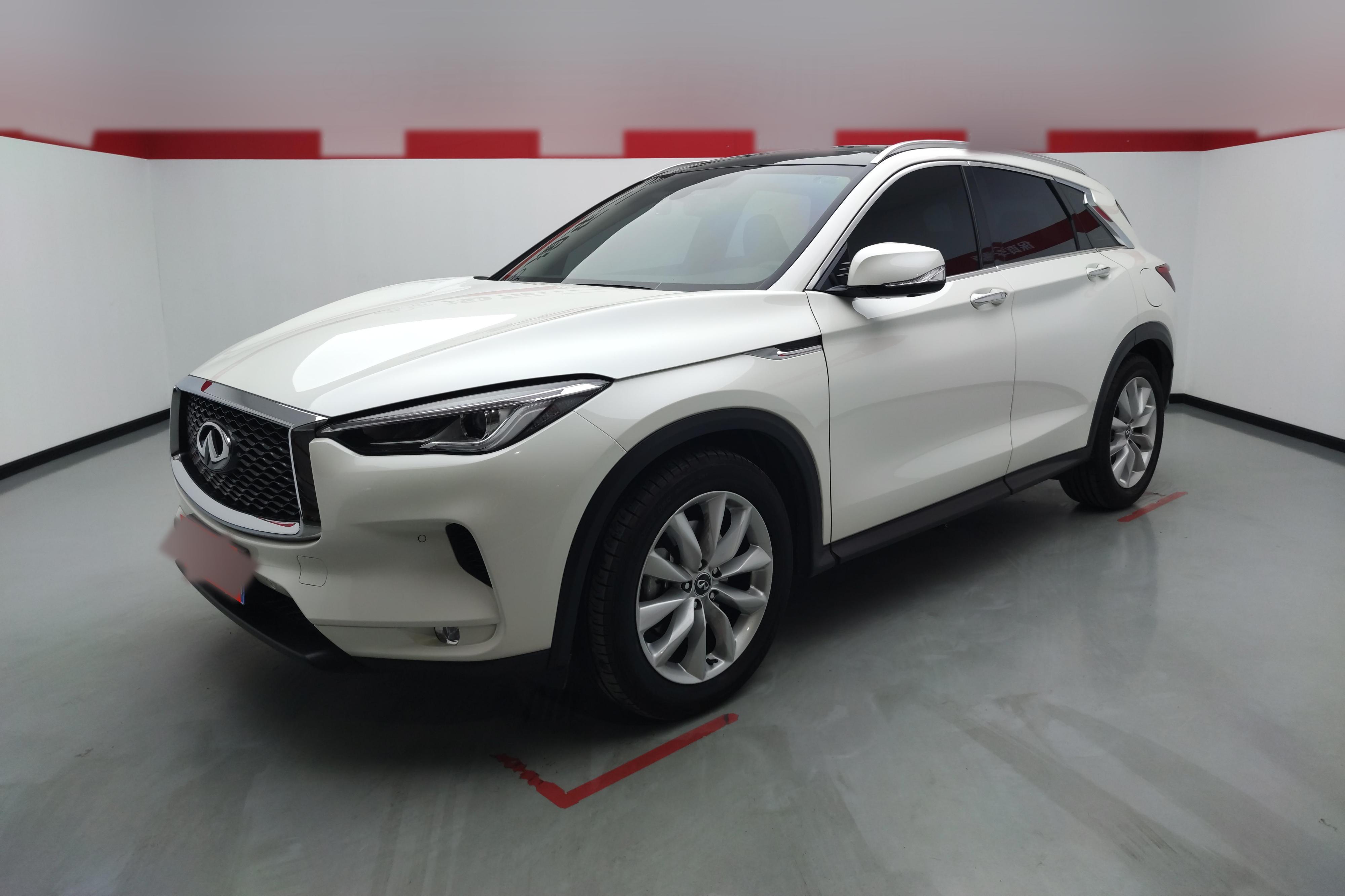 英菲尼迪QX50 2018款 2.0T 四驱菁英版