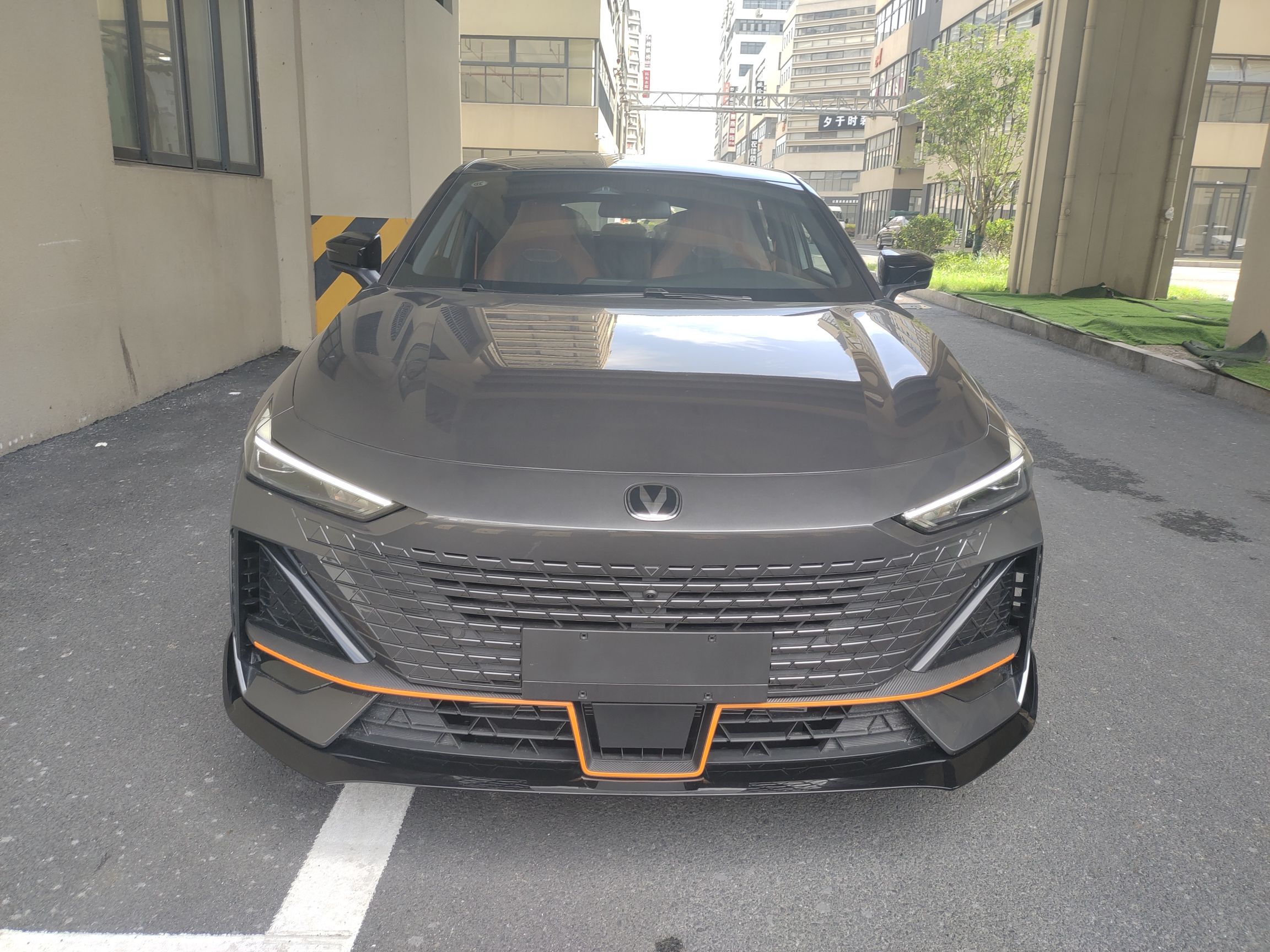 长安UNI-V 2023款 1.5T 运动版