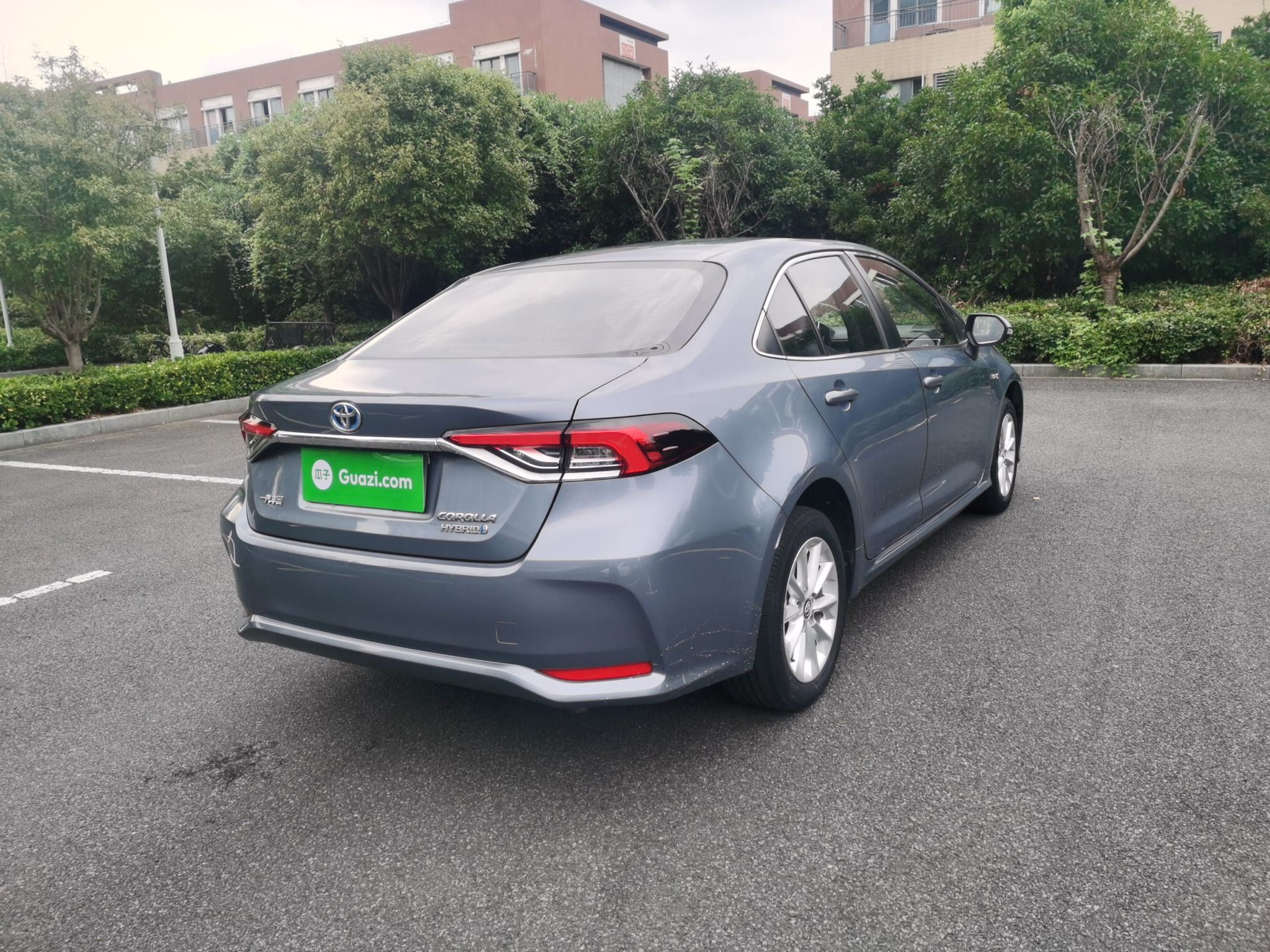 丰田 卡罗拉 2019款 双擎 1.8L E-CVT旗舰版