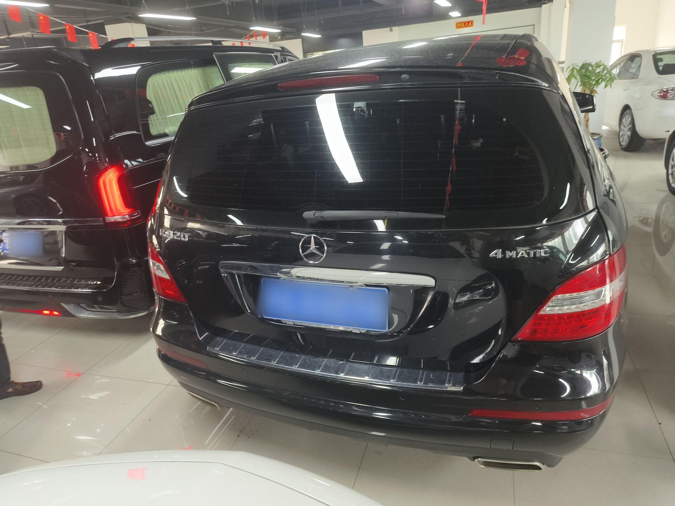 奔驰R级 2014款 R 320 4MATIC 商务型(进口)