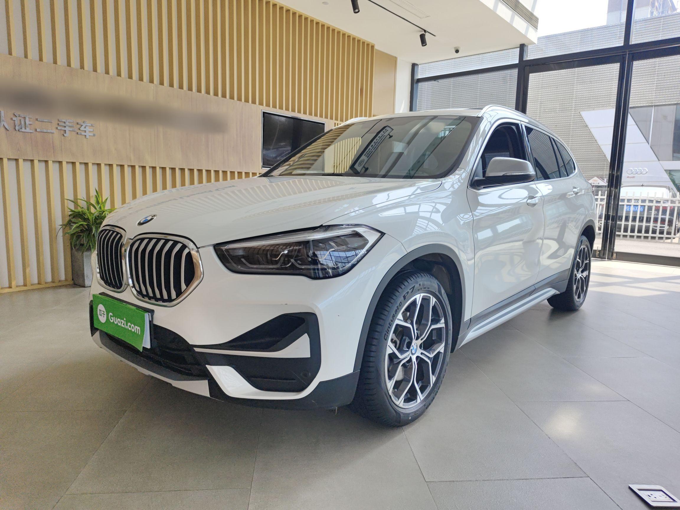 宝马X1 2021款 改款 sDrive20Li 尊享型