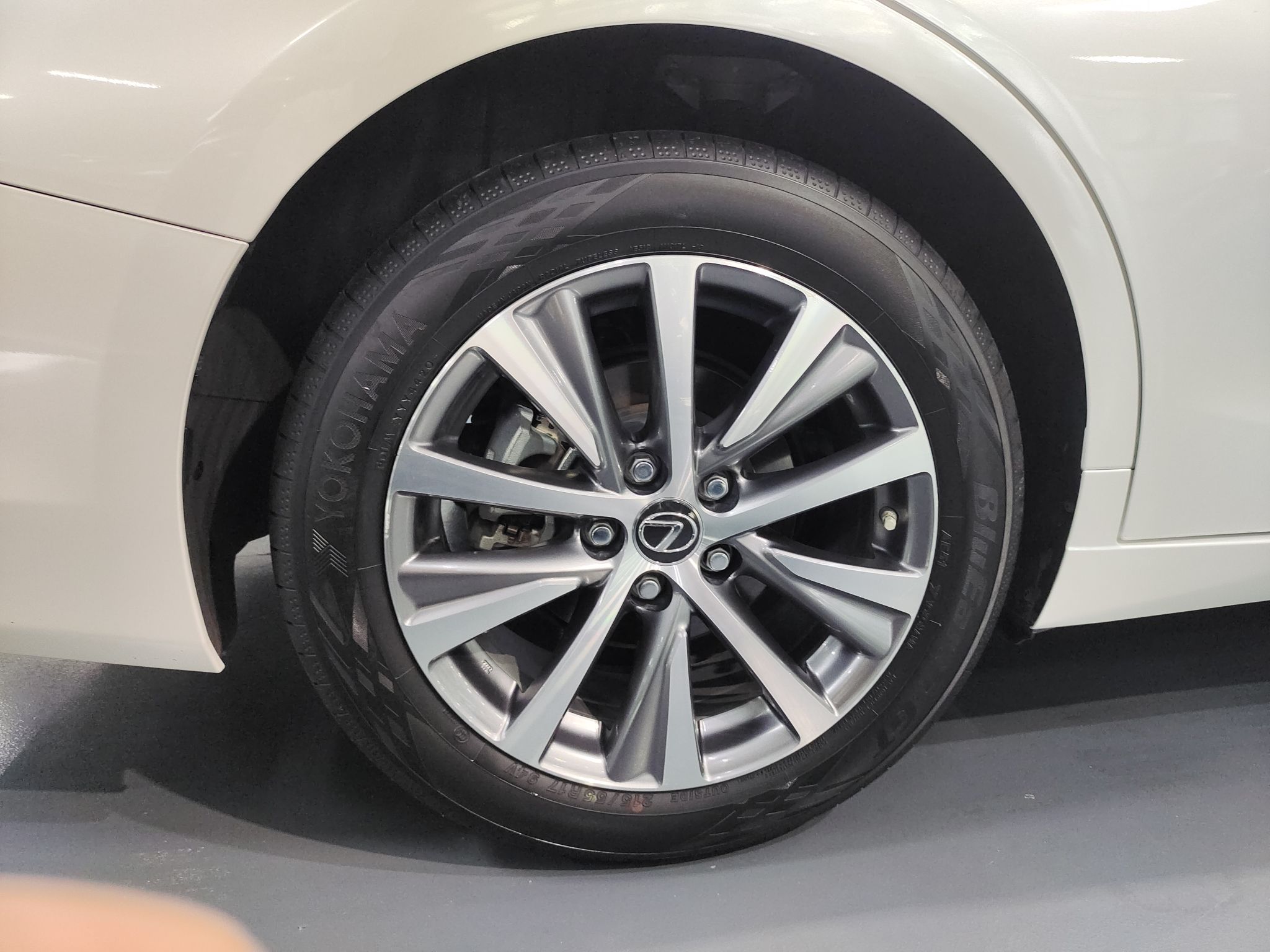 雷克萨斯ES 2020款 200 卓越版