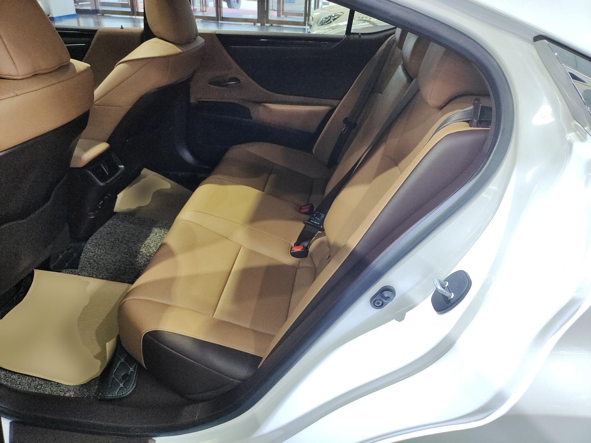 雷克萨斯ES 2020款 200 卓越版