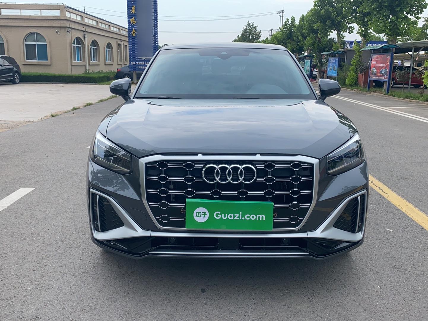 奥迪Q2L 2022款 35 TFSI 时尚动感型