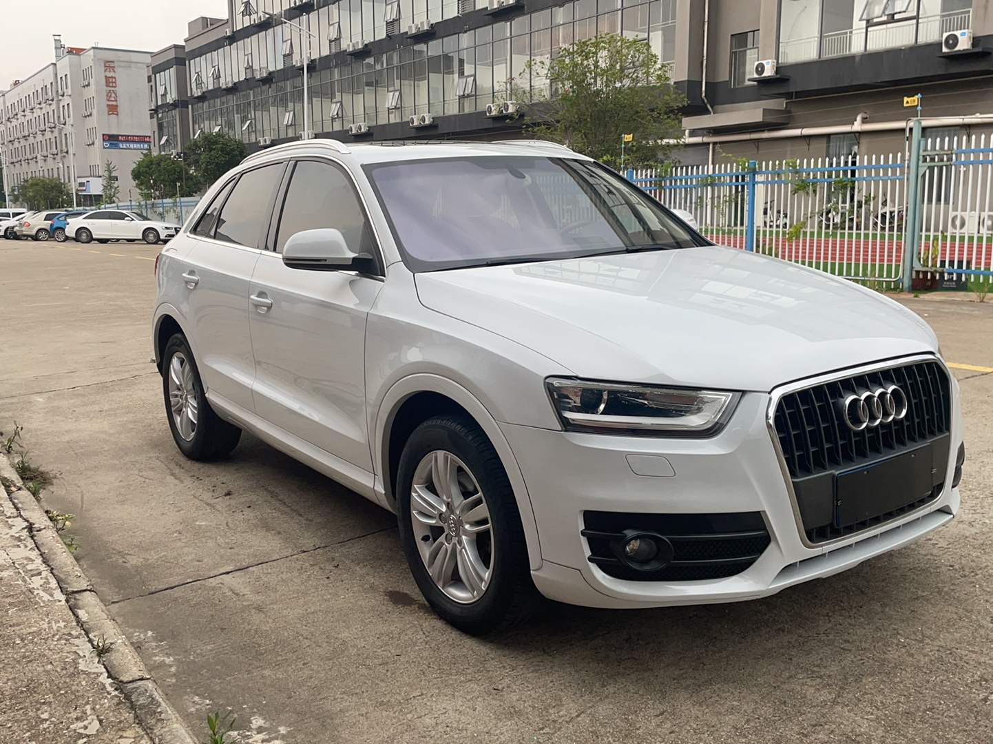 奥迪Q3 2013款 35 TFSI 舒适型