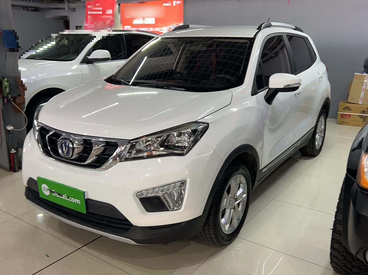 长安CS15 2016款 1.5L 手动时尚版