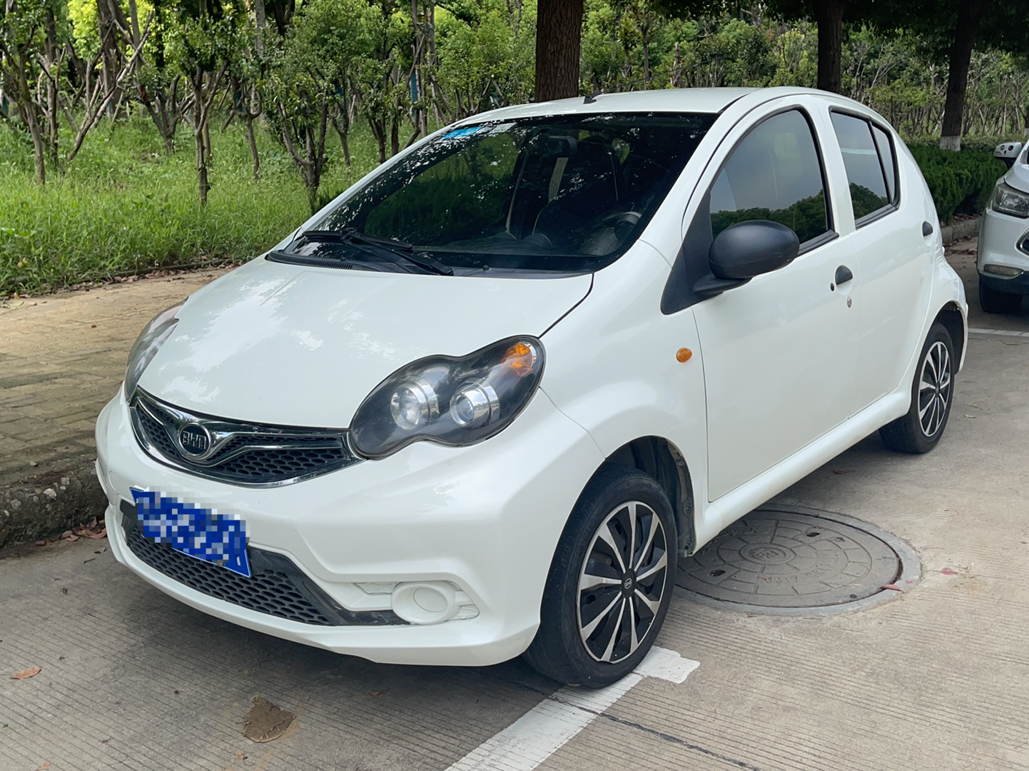 比亚迪F0 2015款 1.0L AMT 铉酷型