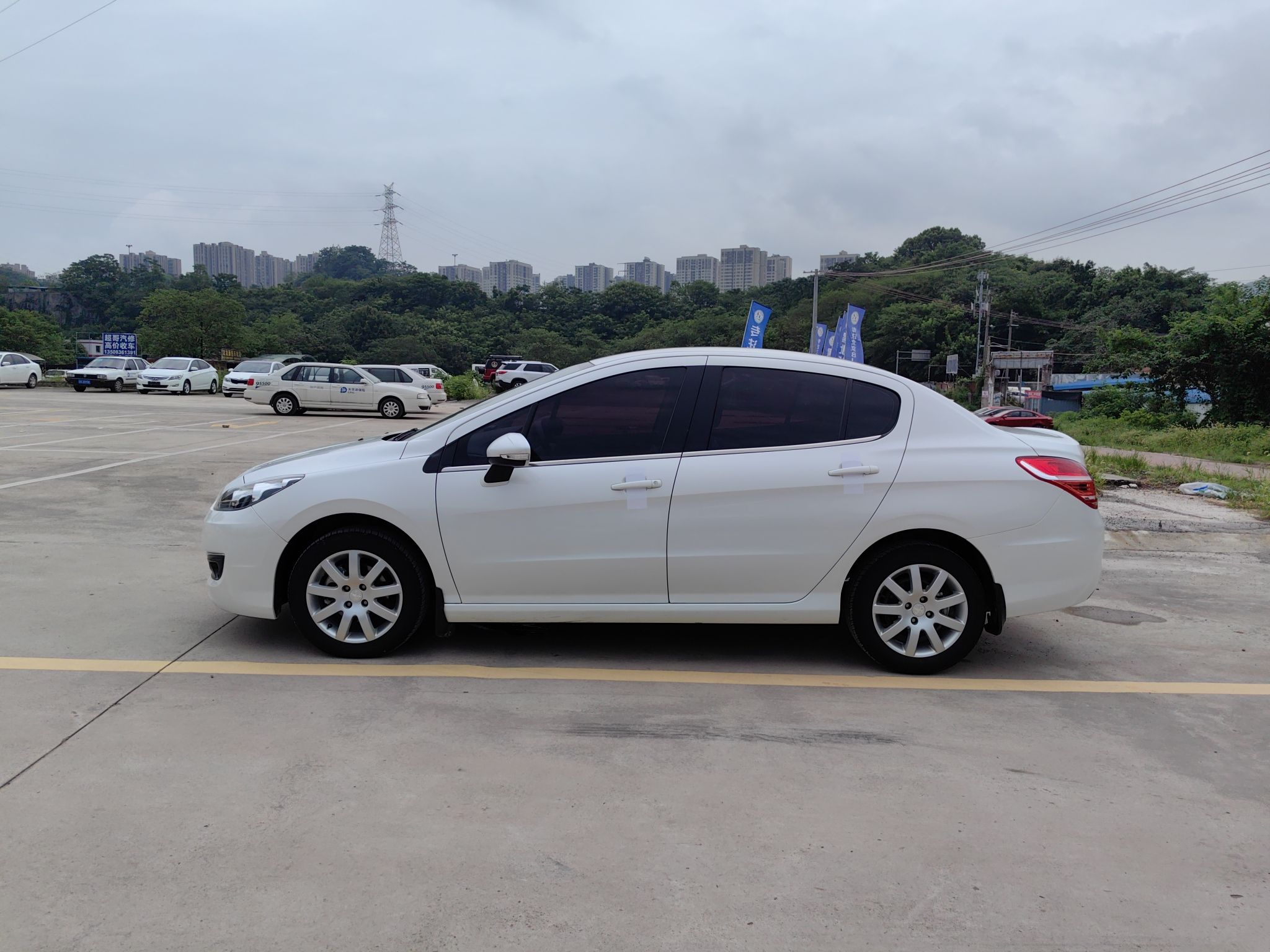 标致308 2014款 乐享版 经典 1.6L 自动优尚型