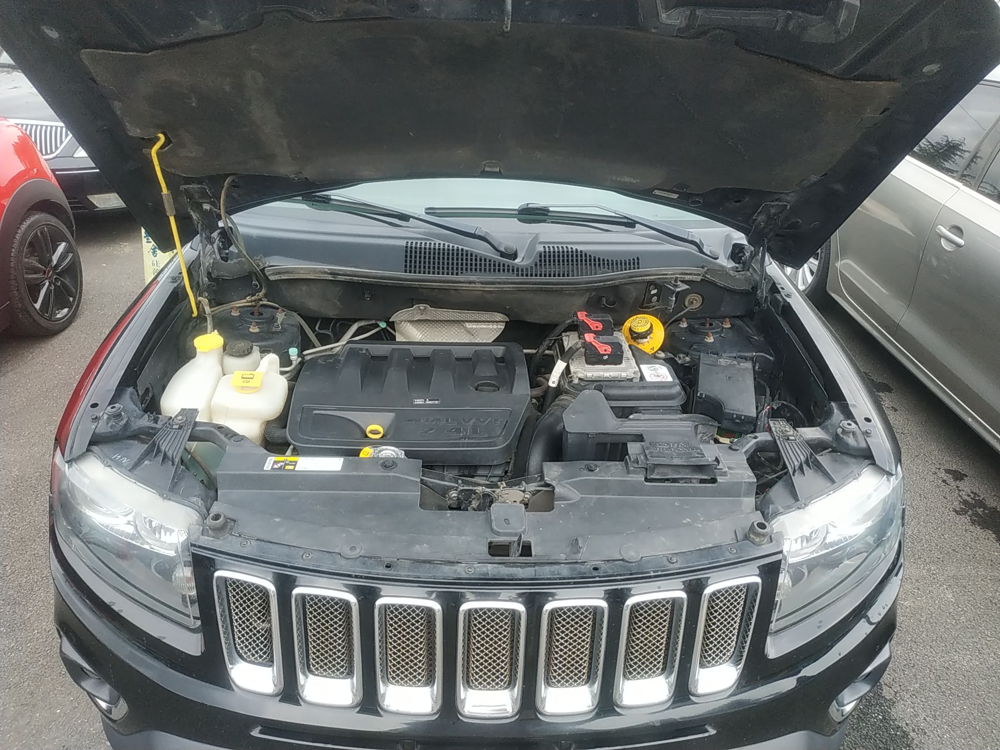 Jeep 指南者 2014款 改款 2.4L 四驱舒适版(进口)