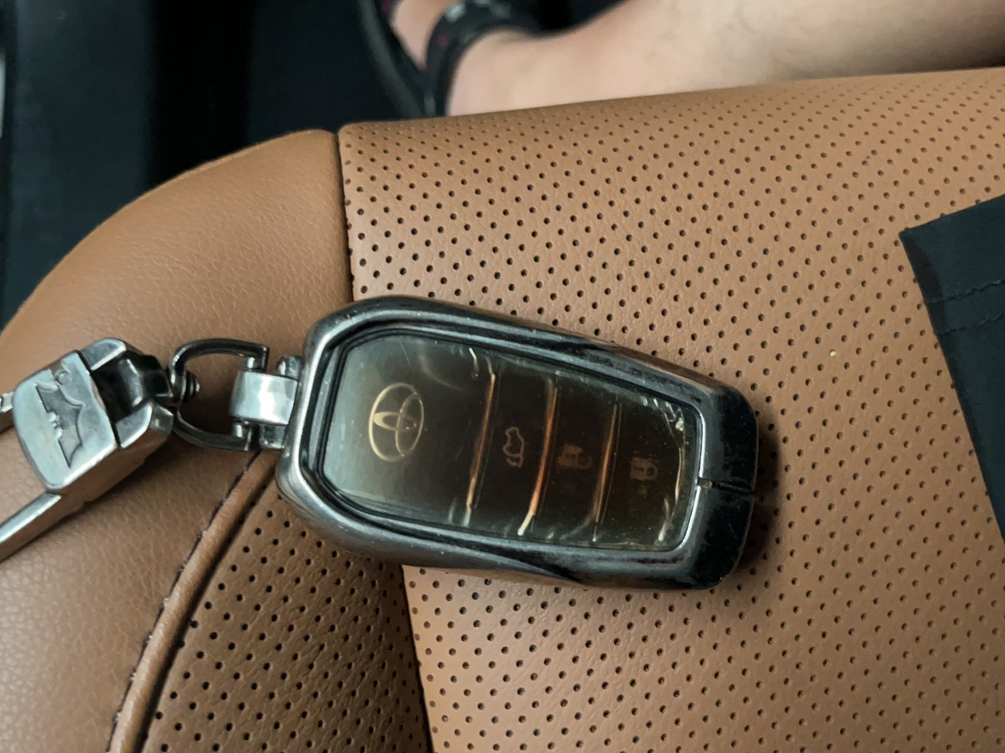 丰田 汉兰达 2020款 2.0T 四驱百万纪念版 7座