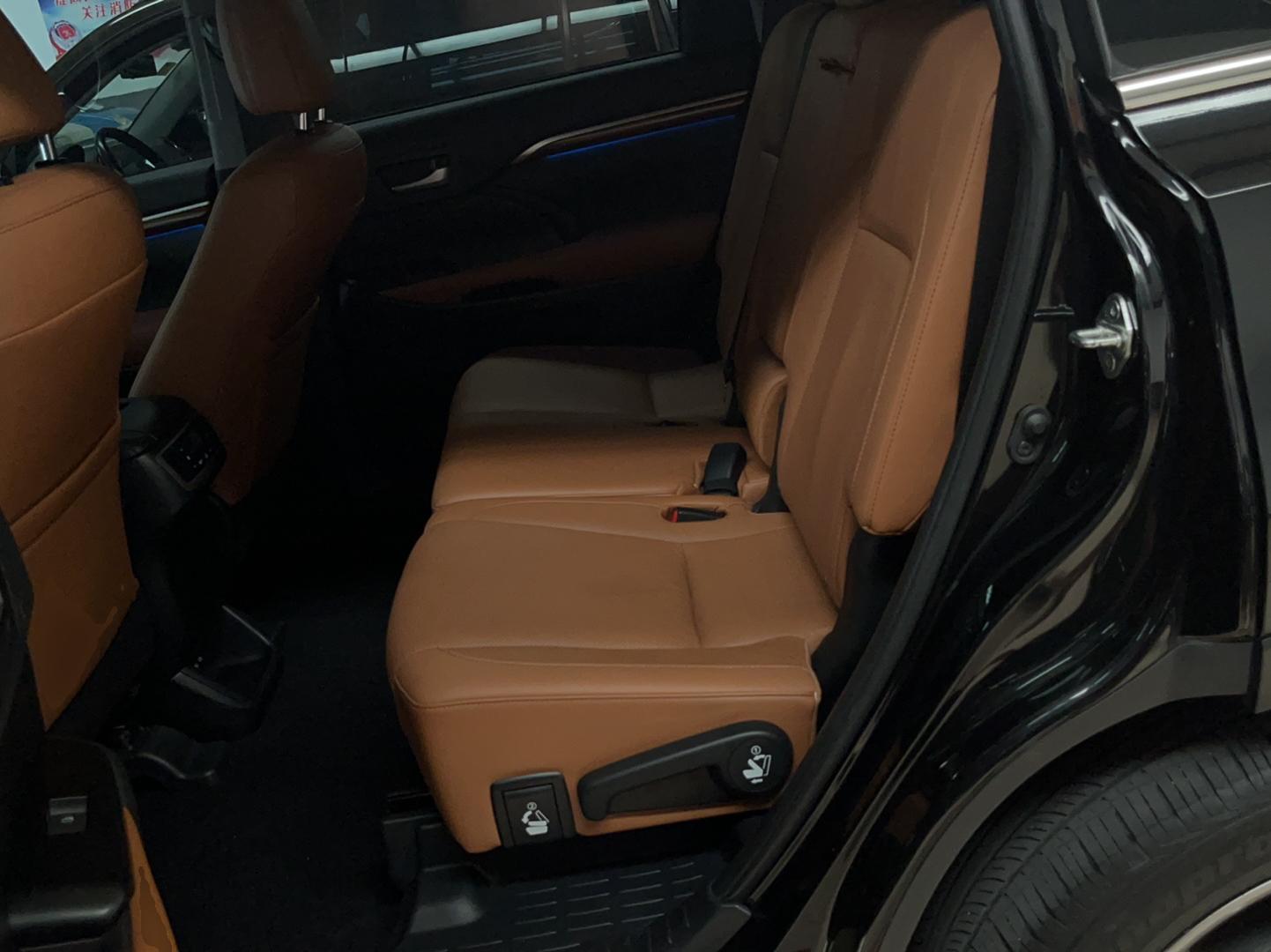 丰田 汉兰达 2020款 2.0T 四驱百万纪念版 7座