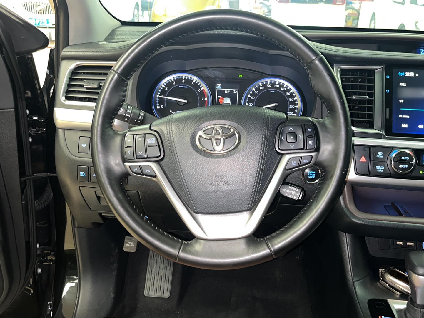 丰田 汉兰达 2020款 2.0T 四驱百万纪念版 7座