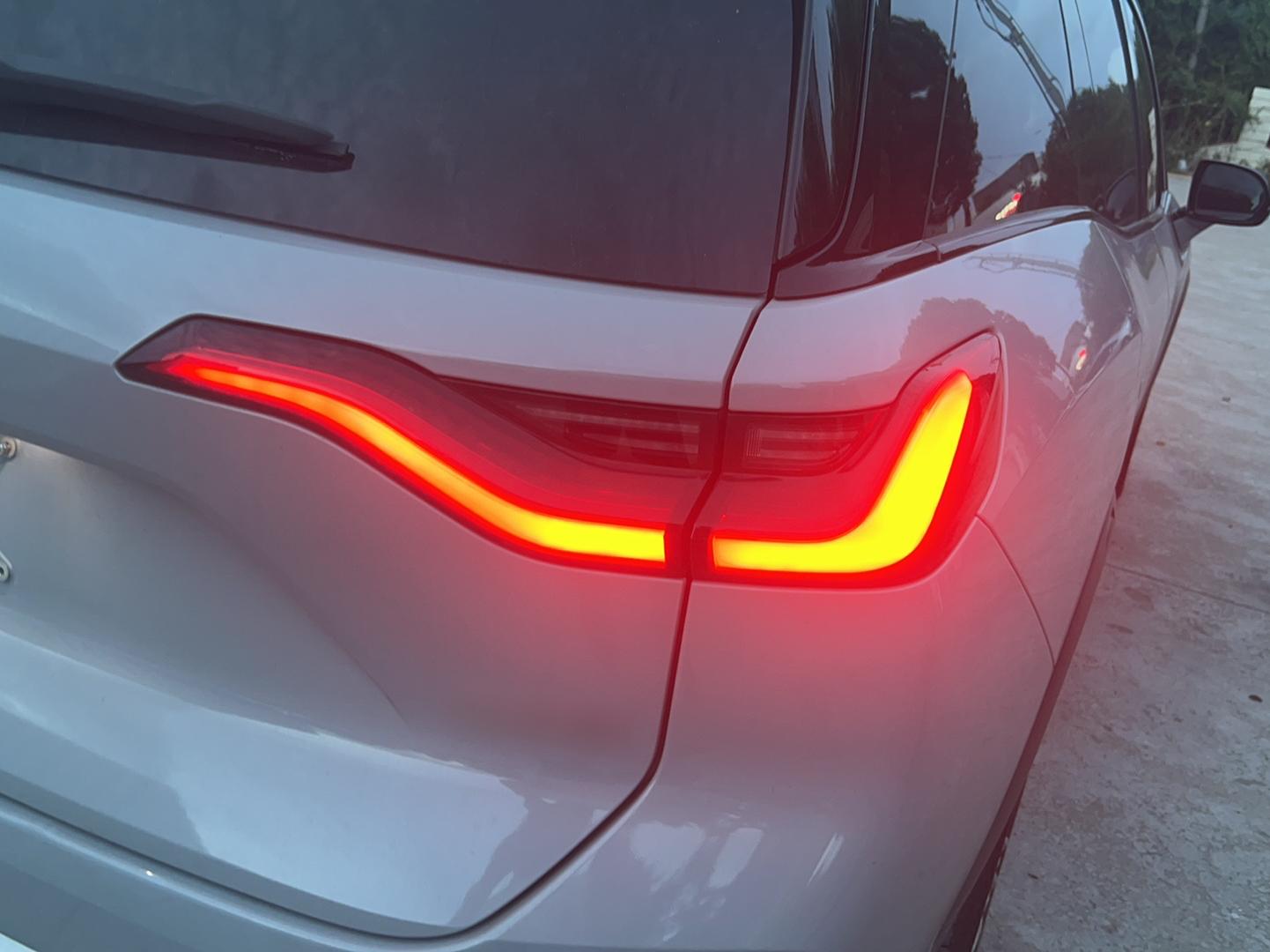 蔚来ES8 2022款 75kWh 六座版