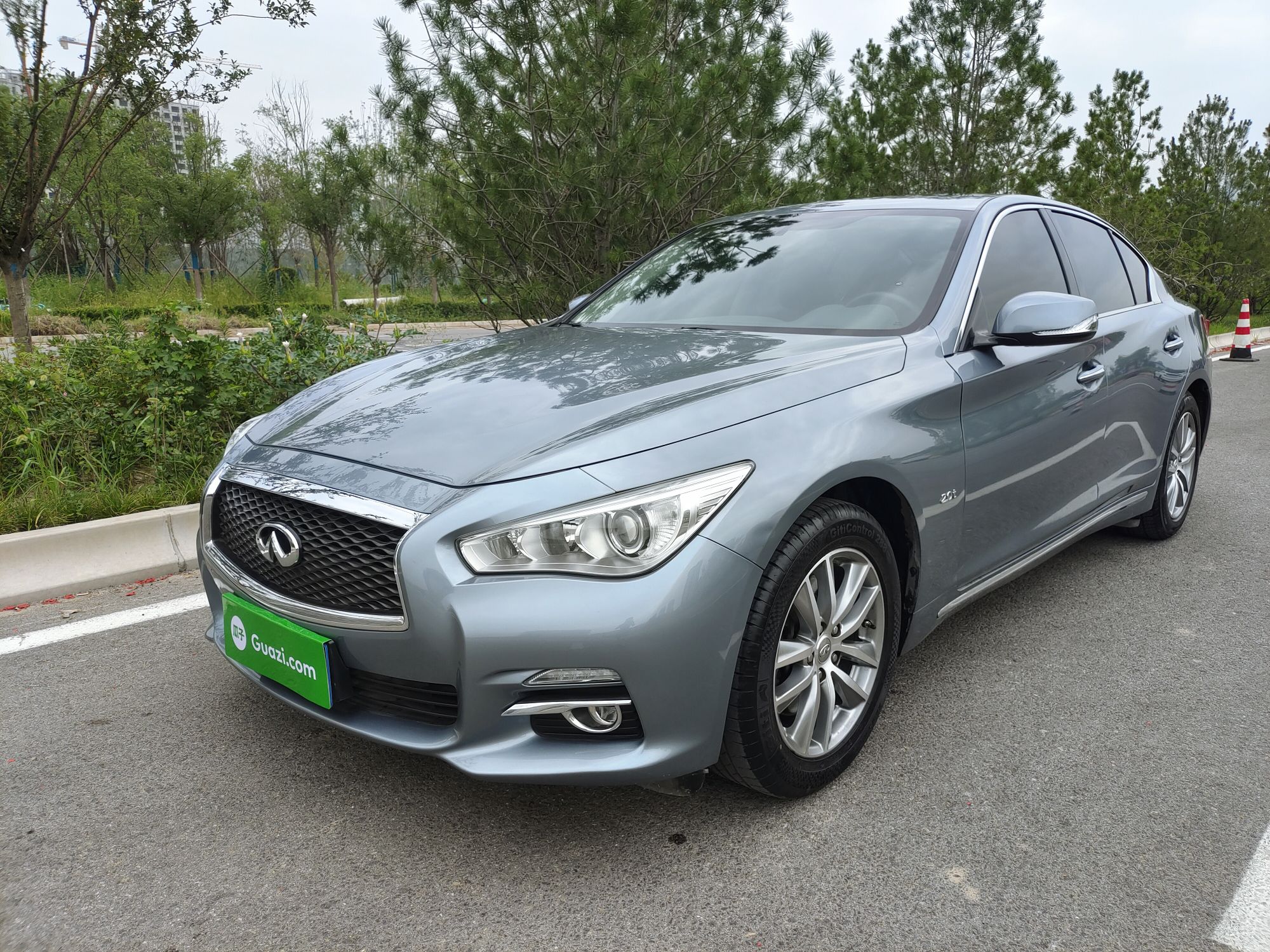 英菲尼迪Q50L 2016款 2.0T 舒适版