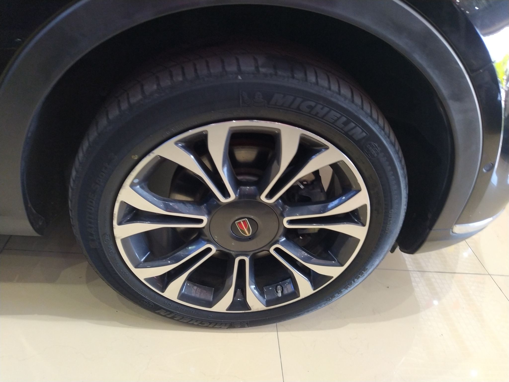 红旗HS5 2019款 2.0T 智联旗领版