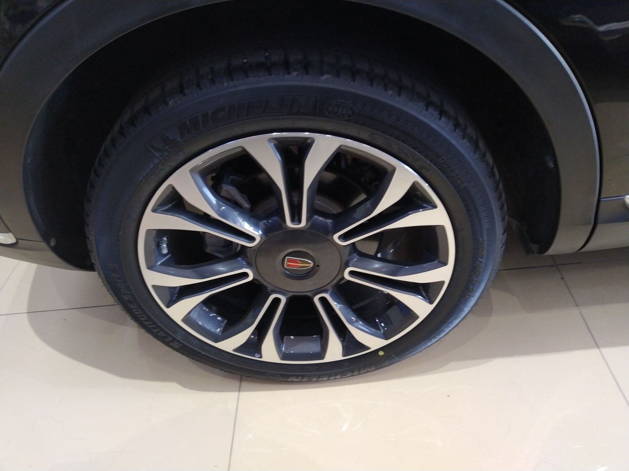 红旗HS5 2019款 2.0T 智联旗领版