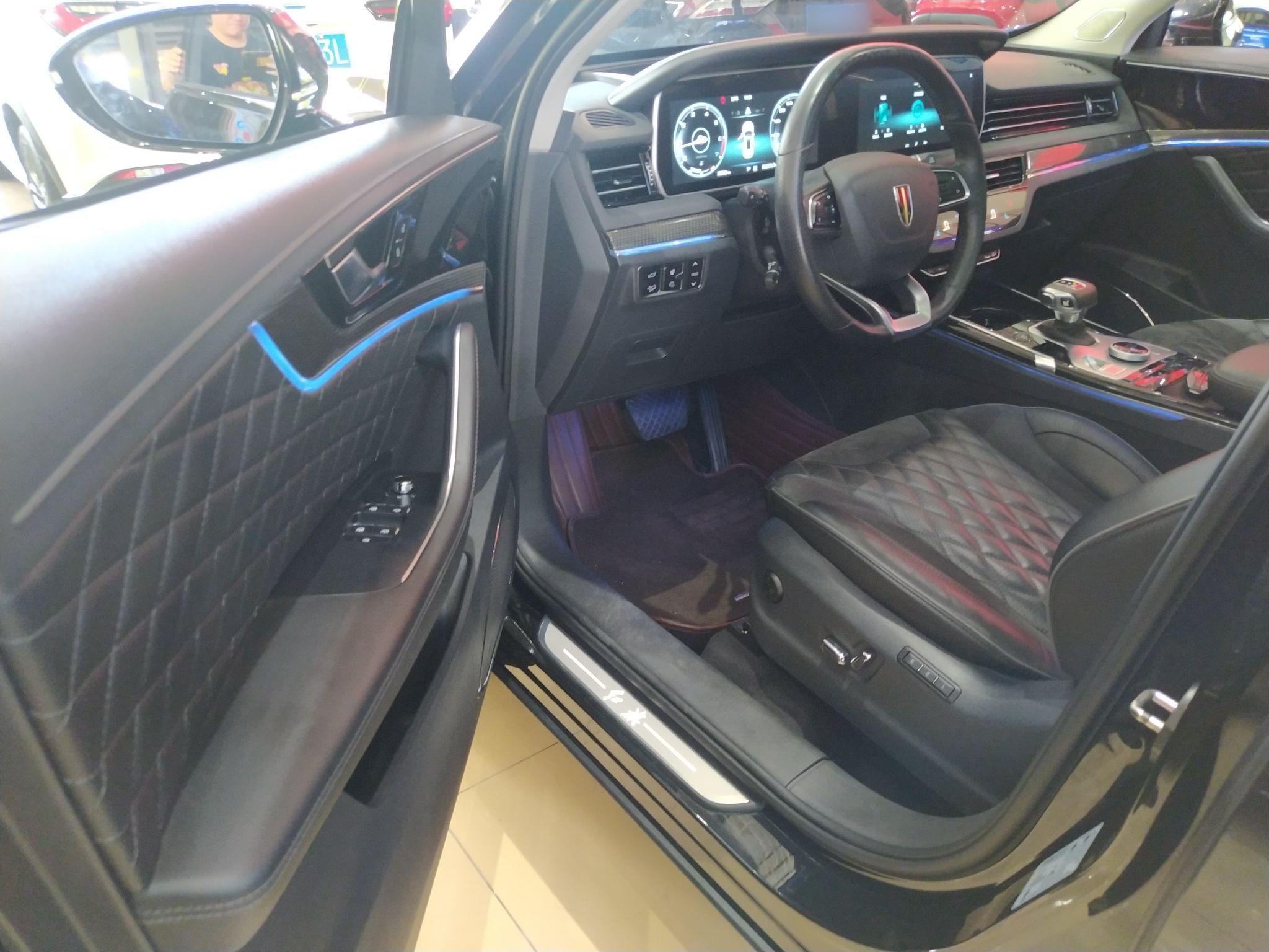 红旗HS5 2019款 2.0T 智联旗领版