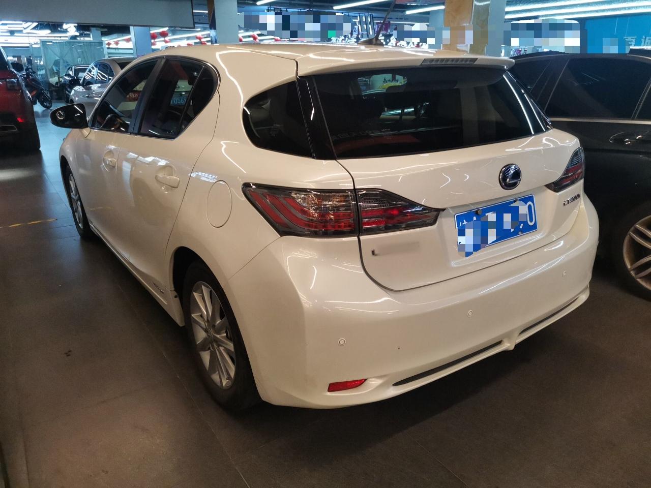 雷克萨斯CT 2012款 CT200h 精英版