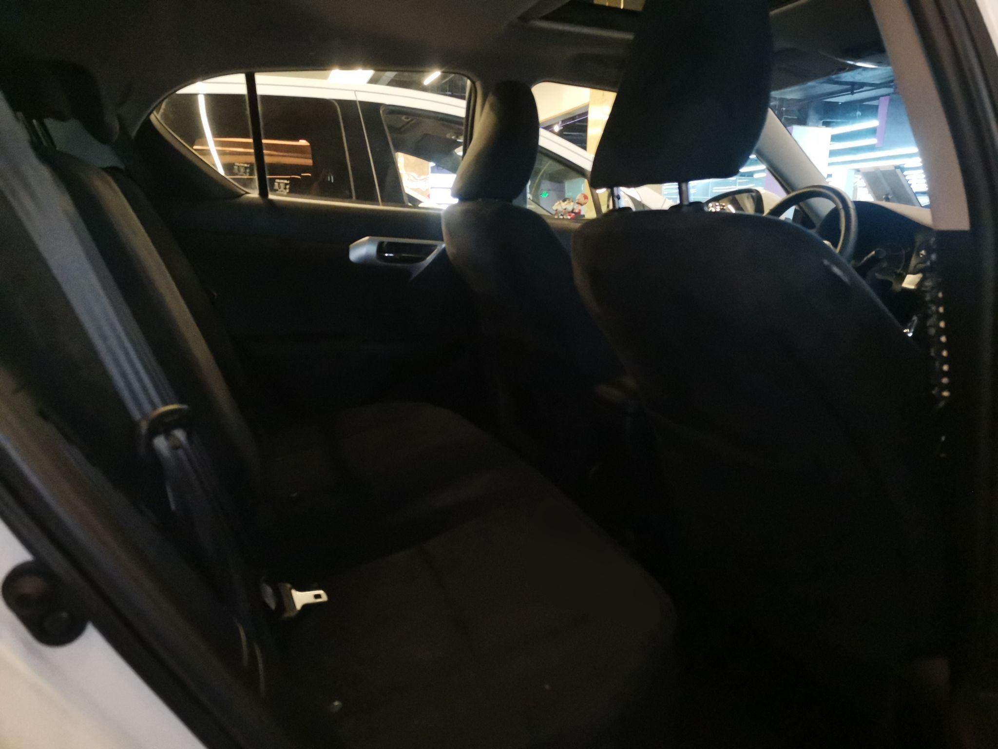 雷克萨斯CT 2012款 CT200h 精英版