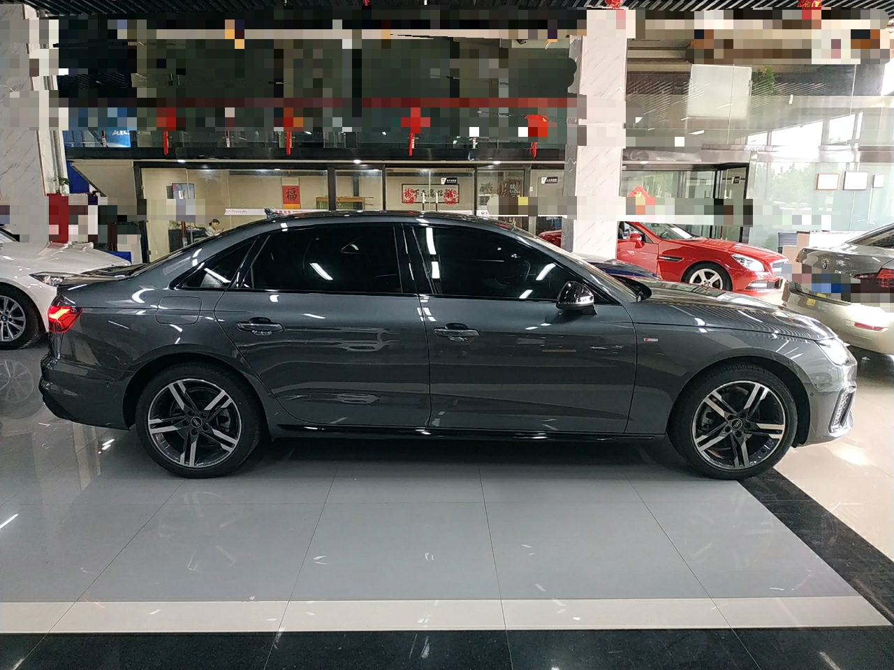 奥迪A4L 2022款 40 TFSI 豪华动感型