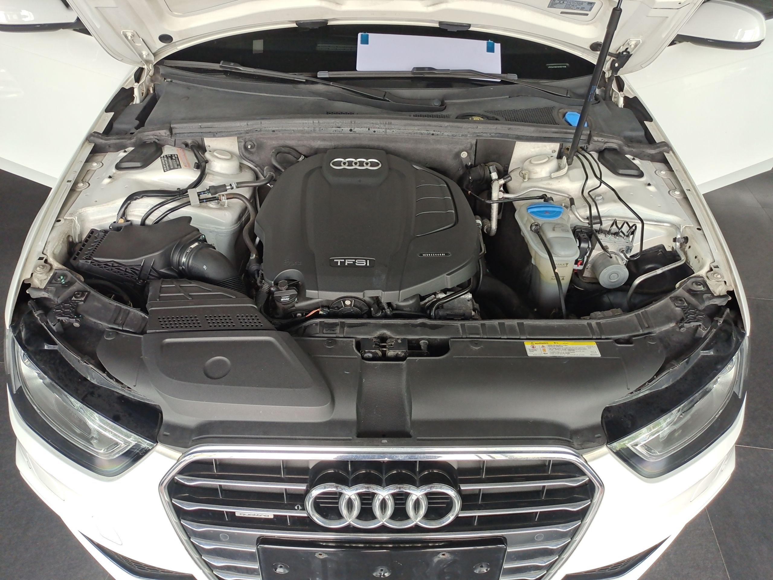 奥迪A4L 2016款 45 TFSI 典藏版 quattro个性运动型