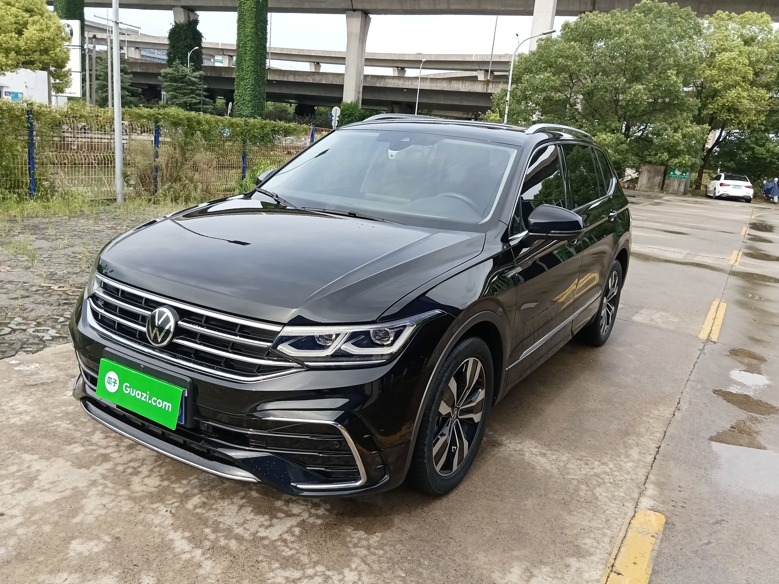 大众 途观L 2022款 330TSI 自动两驱R-Line越享版