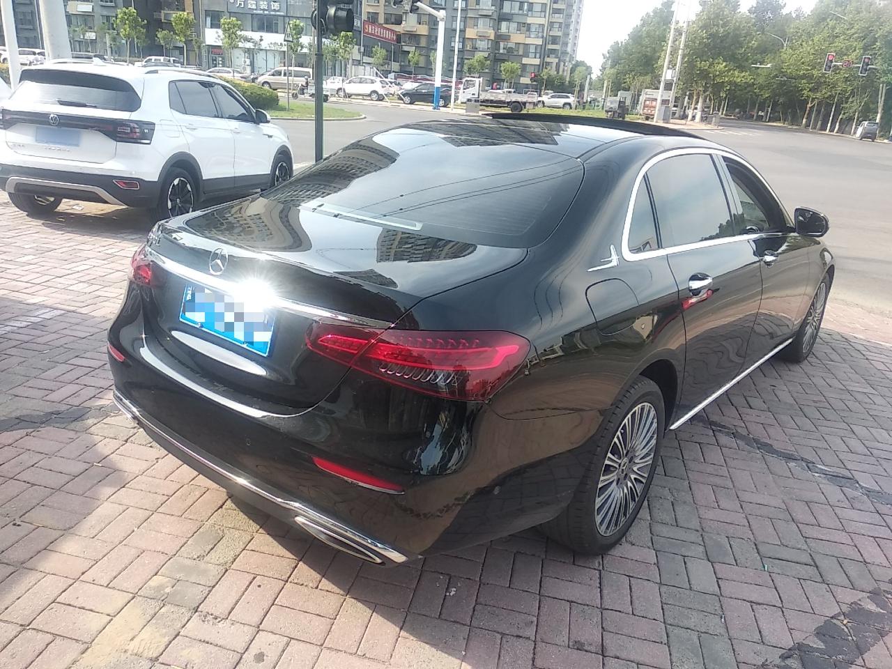 奔驰E级 2021款 E 300 L 时尚型