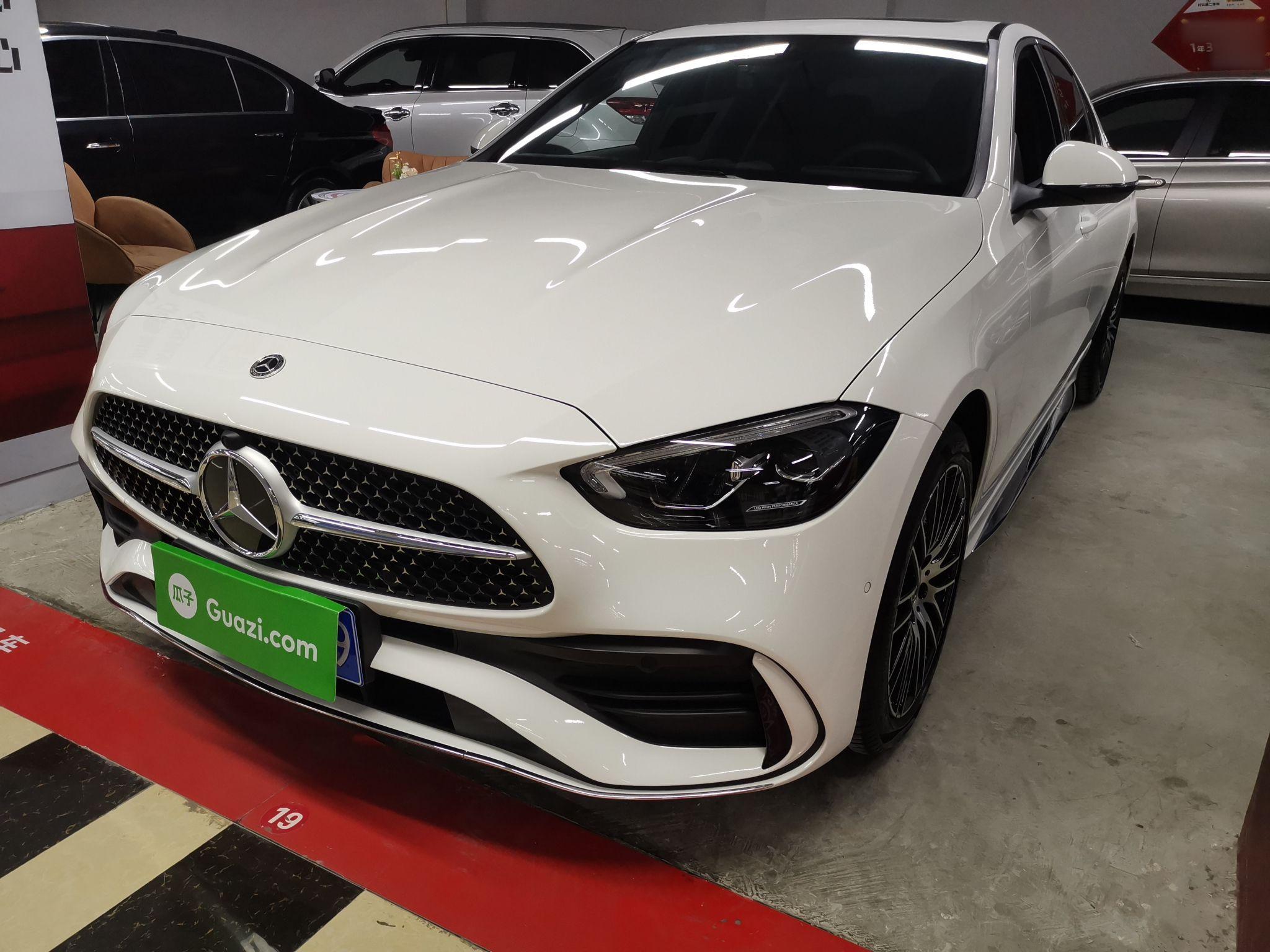 奔驰C级 2023款 C 200 L 运动版