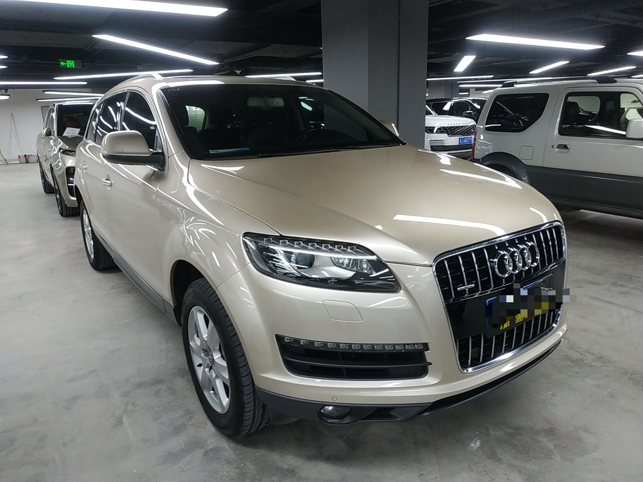 奥迪Q7 2014款 35 TFSI 进取型(进口)