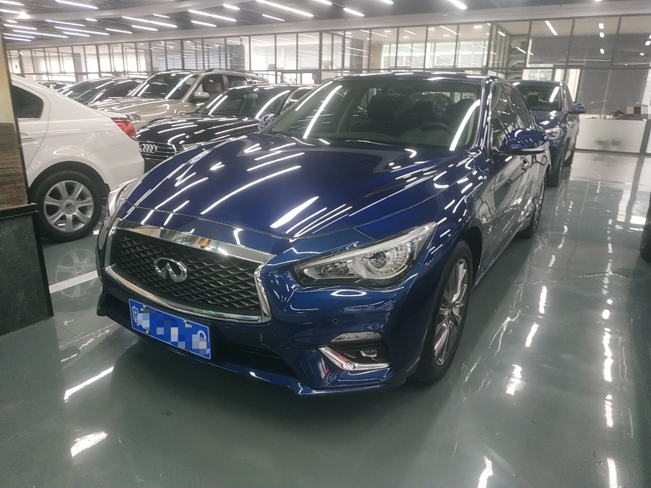 英菲尼迪Q50L 2018款 2.0T 逸享版 国VI