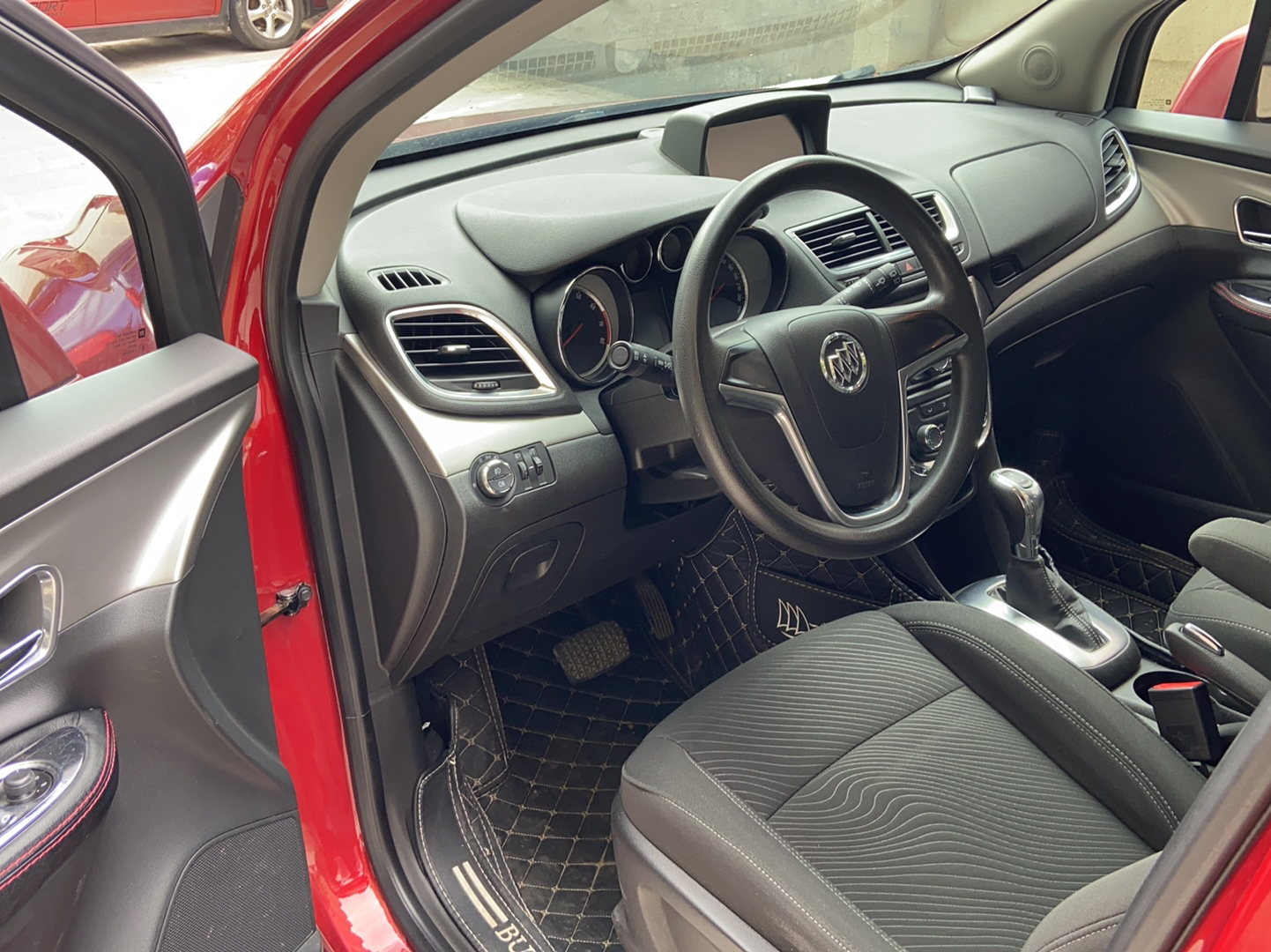 别克 昂科拉 2014款 1.4T 自动两驱都市精英型