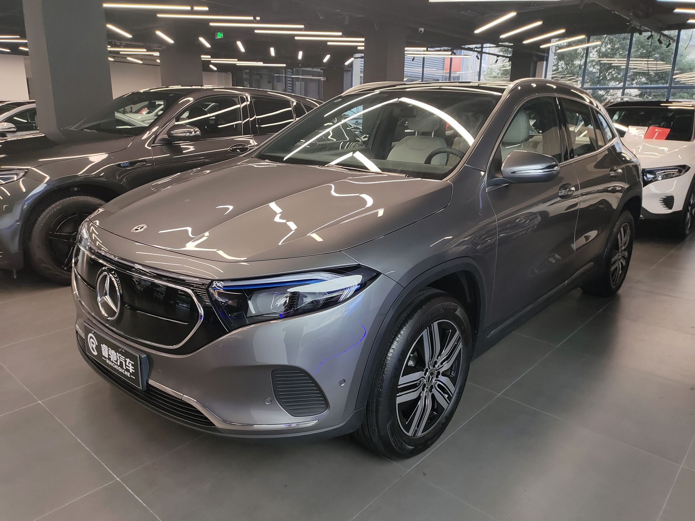 奔驰EQA 2022款 EQA 260