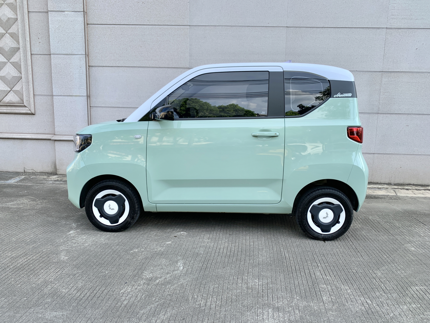 五菱汽车 宏光MINI EV 2022款 马卡龙臻享款 磷酸铁锂