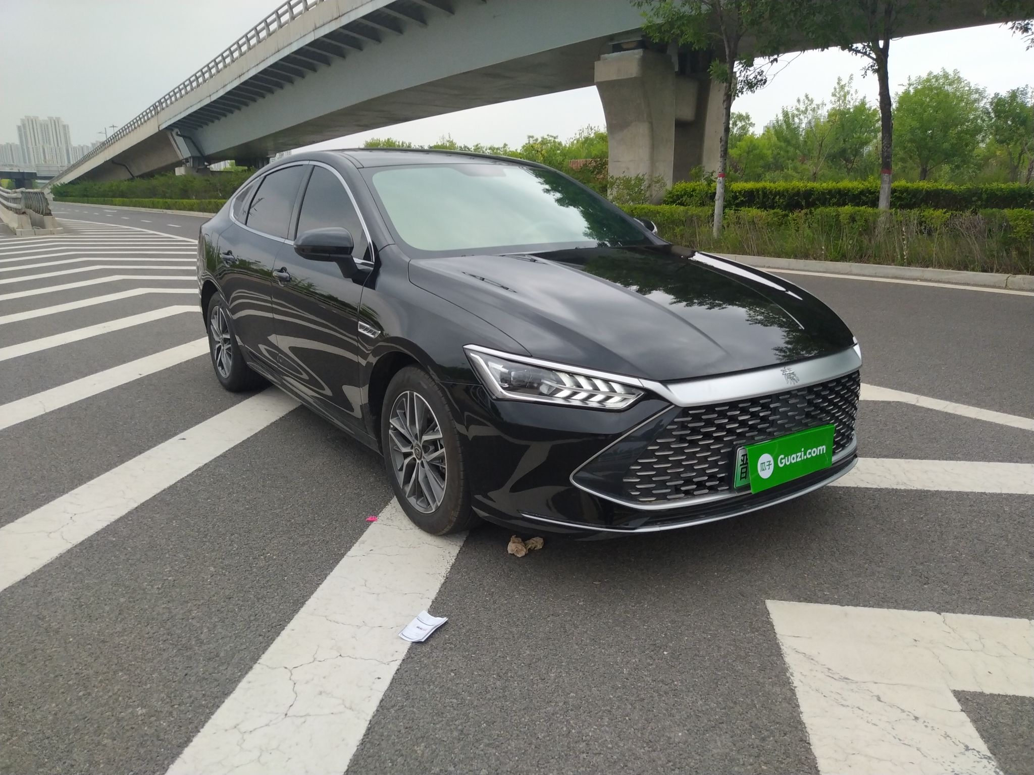 比亚迪 秦PLUS 2021款 DM-i 55KM 旗舰型