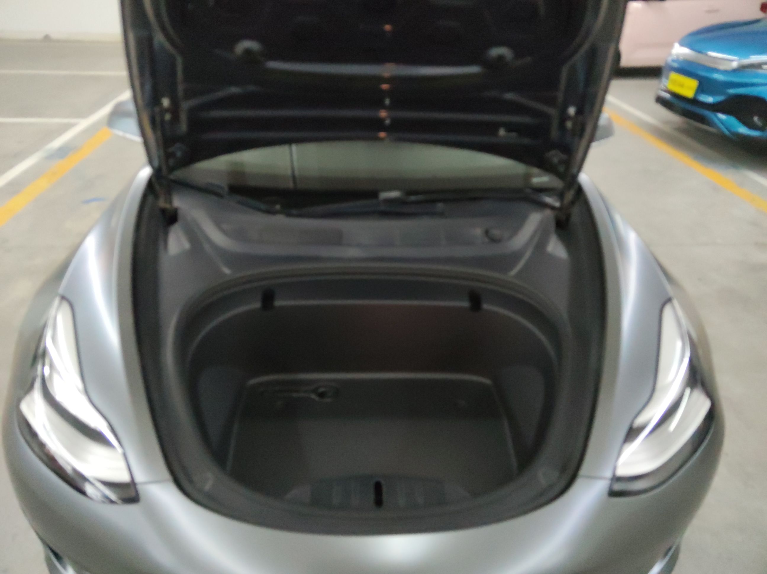 特斯拉 Model 3 2020款 标准续航后驱升级版