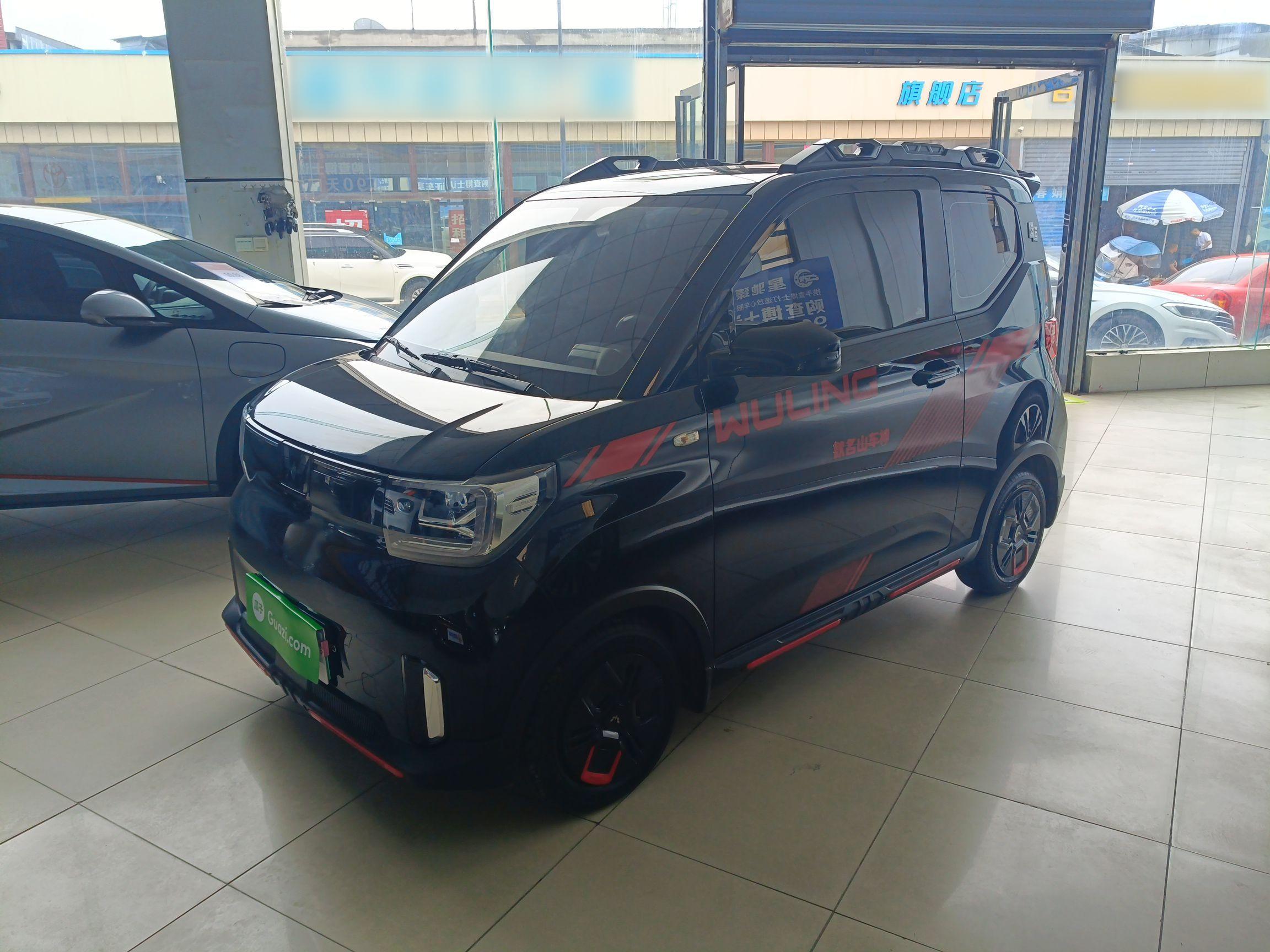 五菱汽车 宏光MINI EV 2022款 GAMEBOY 300km 玩咖款 磷酸铁锂