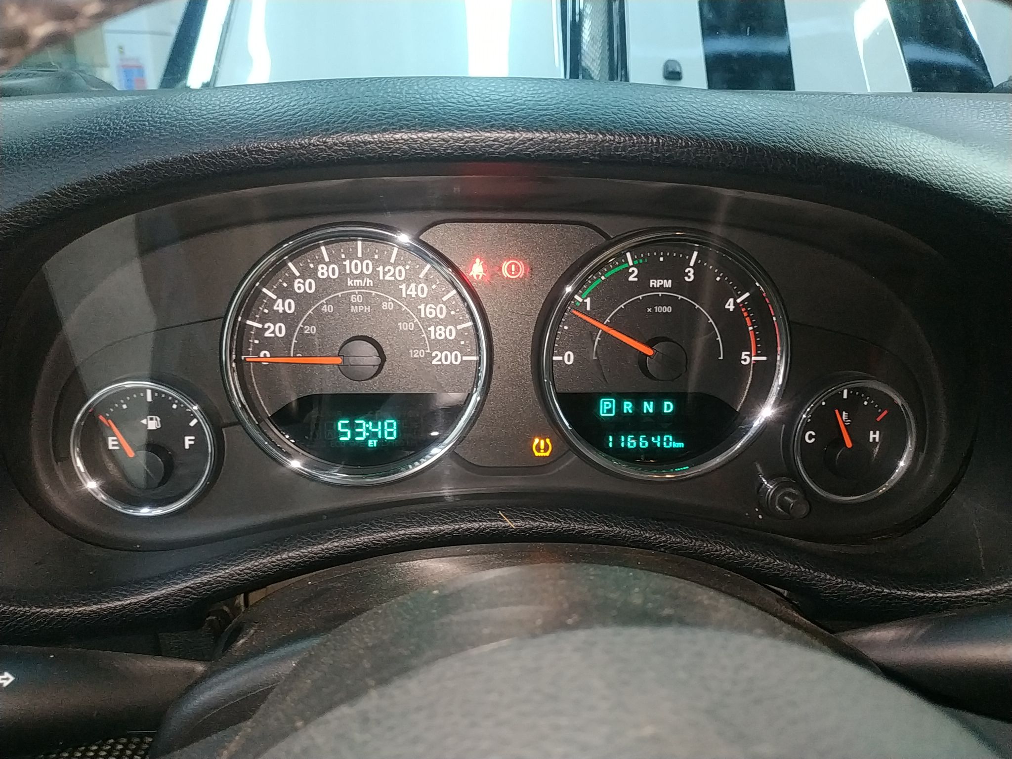 Jeep 牧马人 2015款 2.8TD Sahara 四门舒享版(进口)